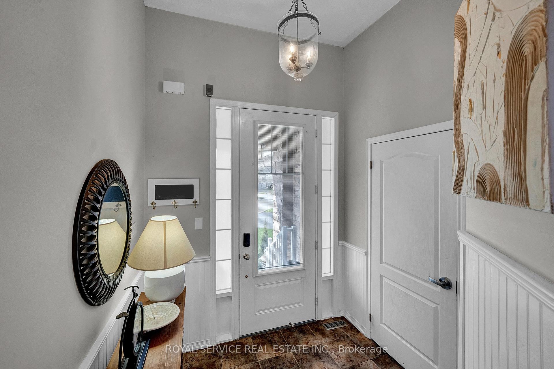 Photo 16 of 35 Alldread Crescent, Clarington, Newcastle — HOMEH