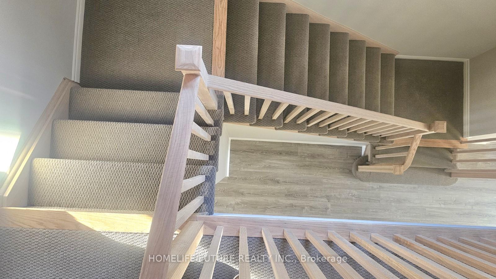 Photo 10 of 276 Springfield Crescent, Clearview, Stayner — HOMEH