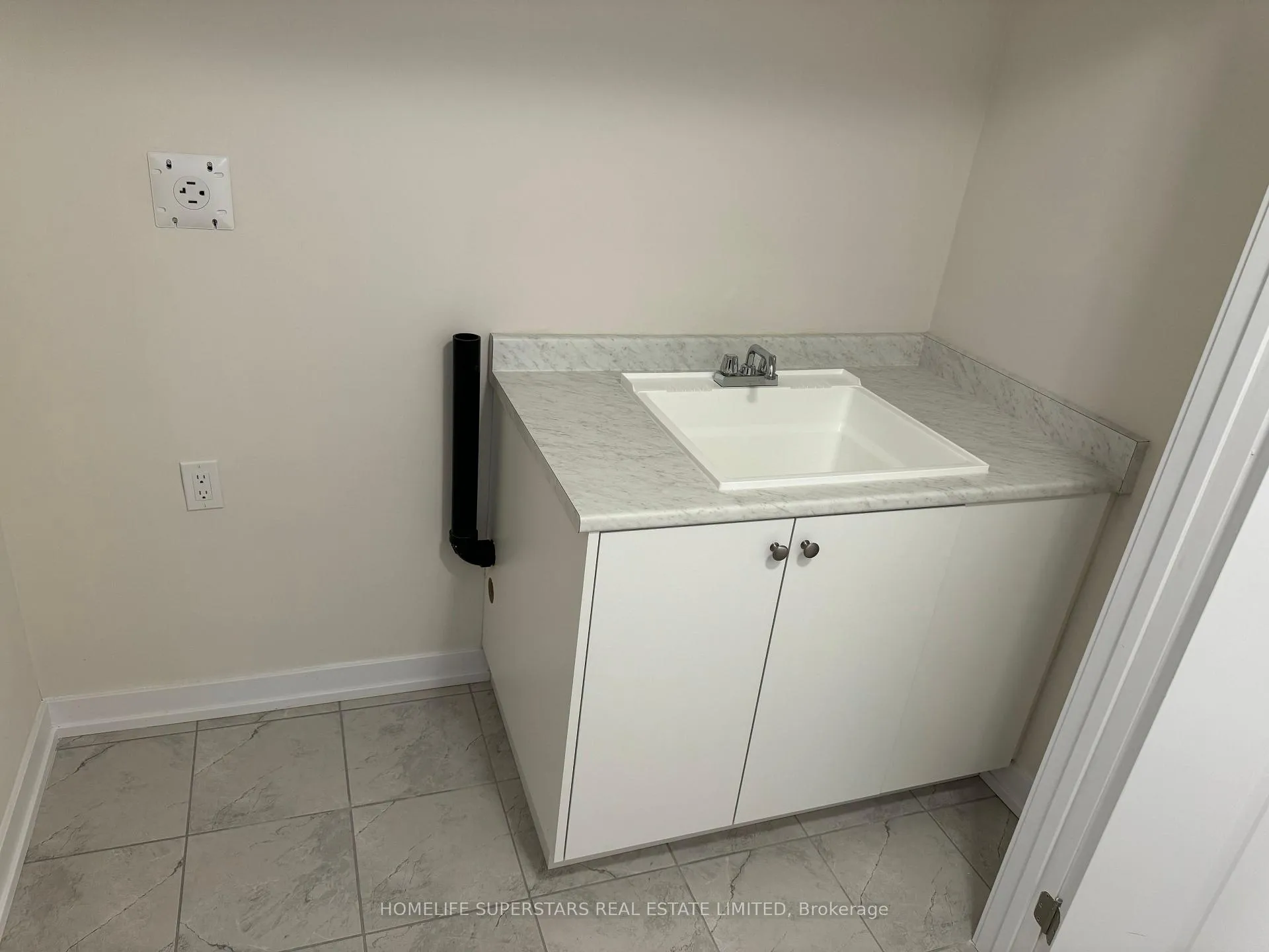 Photo 5 of 51 Chiffon Street, Vaughan, Vaughan Grove — HOMEH