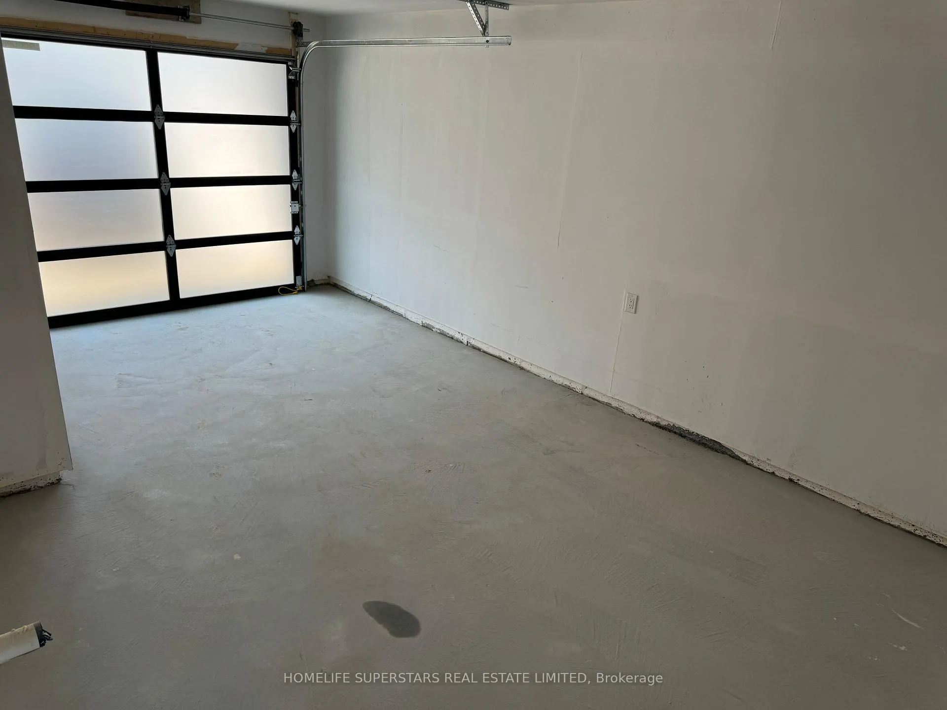 Photo 6 of 51 Chiffon Street, Vaughan, Vaughan Grove — HOMEH