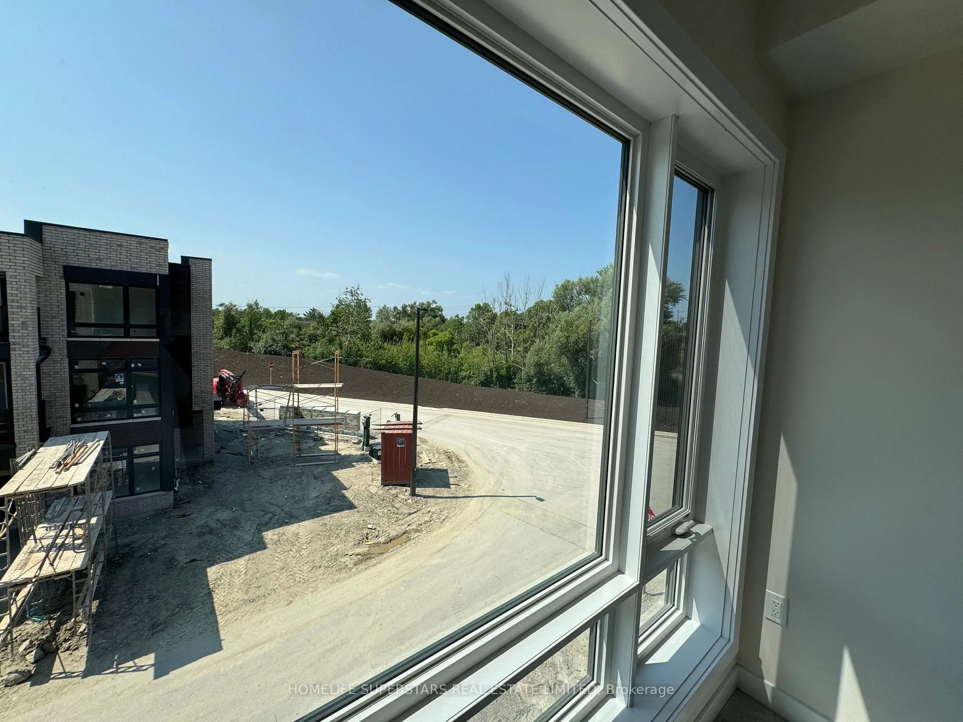 Photo 26 of 51 Chiffon Street, Vaughan, Vaughan Grove — HOMEH