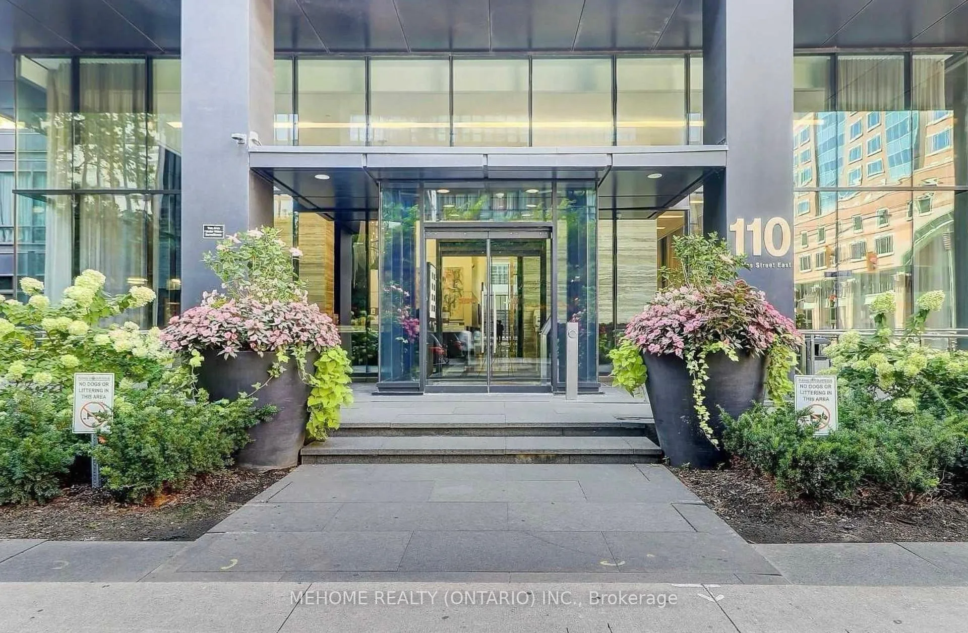 Front of Unit 2103, 110 Charles Street E