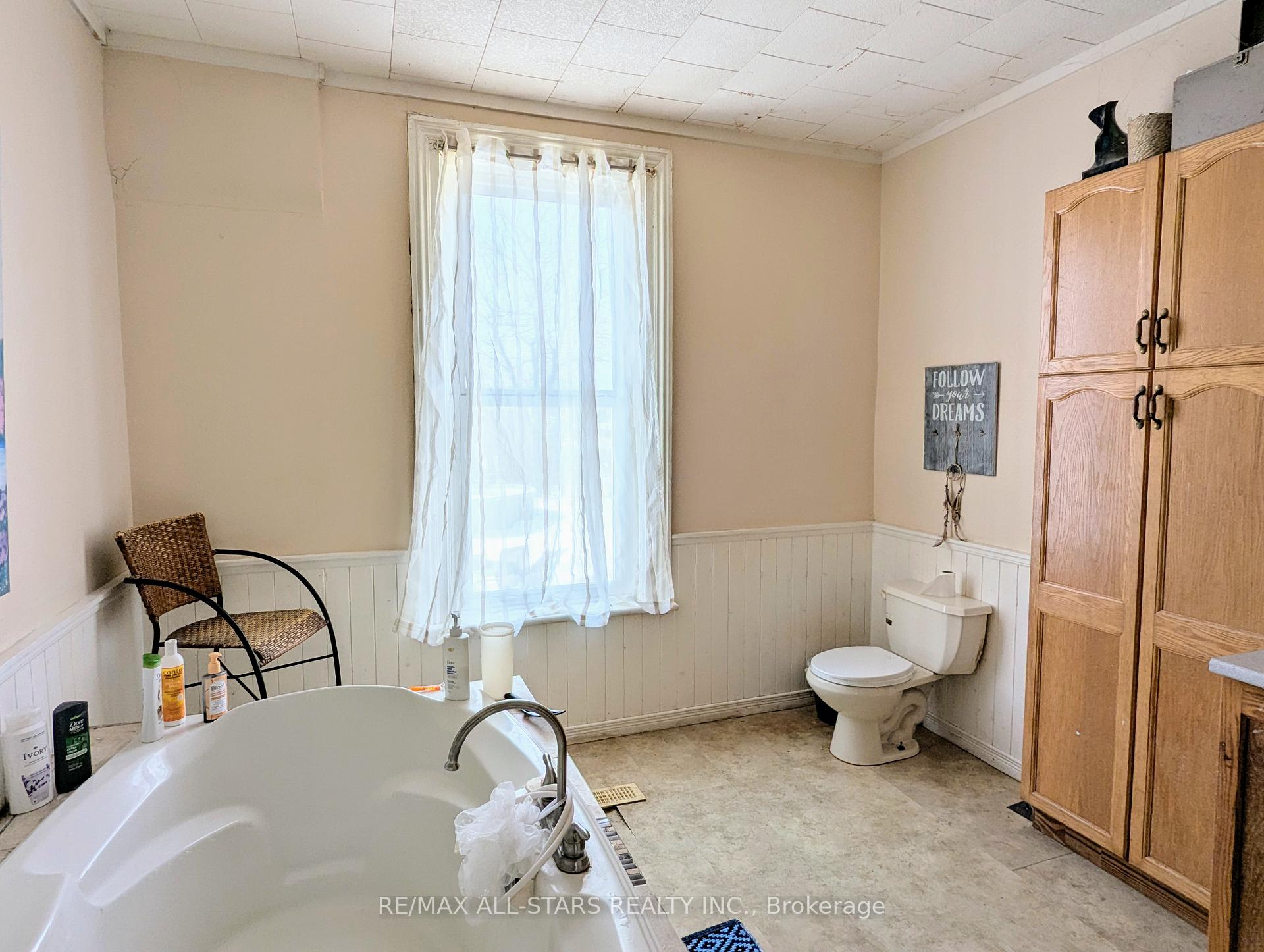 Photo 26 of 402 Thorne Drive, Cavan Monaghan, Cavan Twp — HOMEH