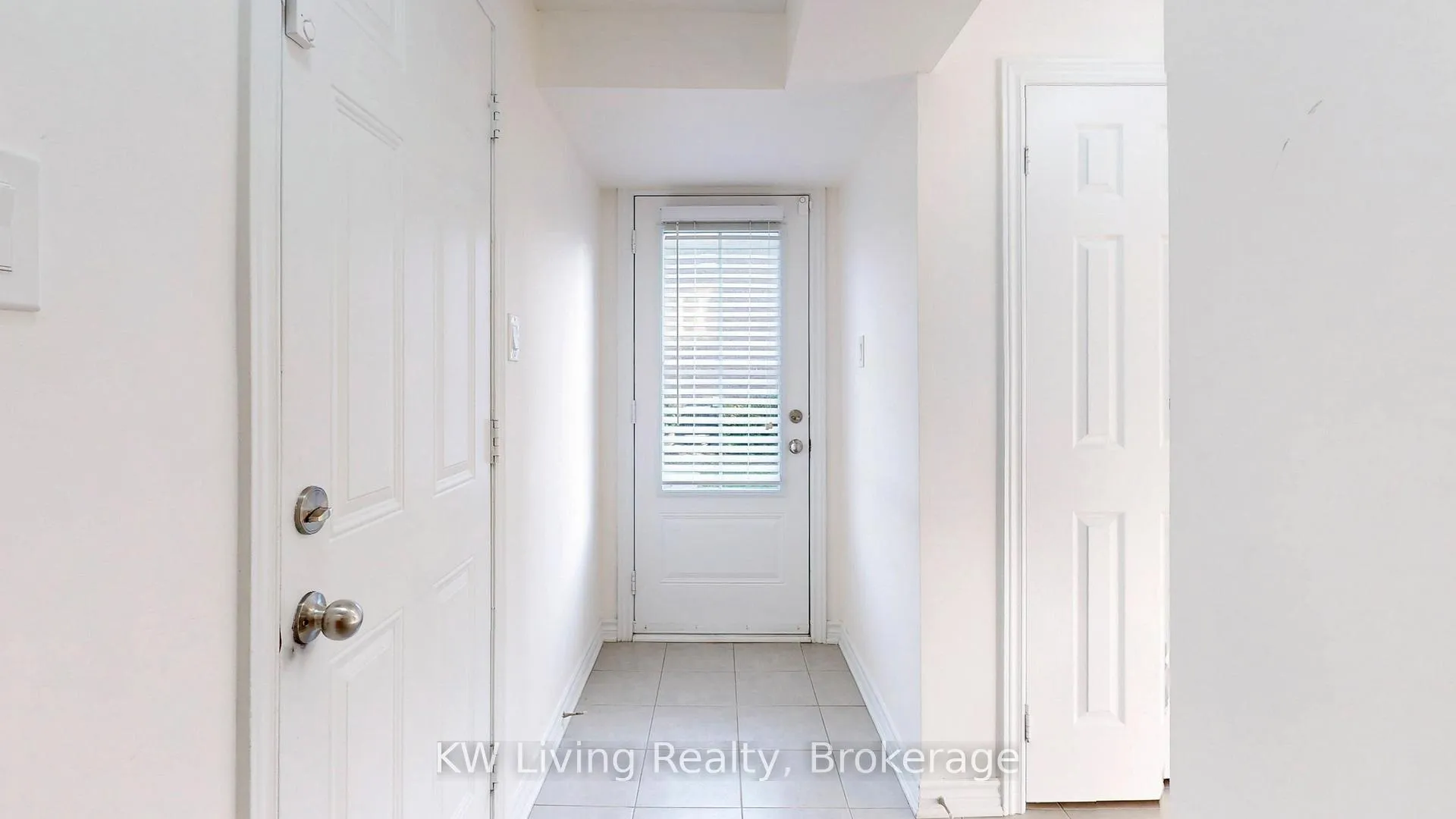 Photo 22 of 37 Rougeview Park Crescent, Markham, Greensborough — HOMEH
