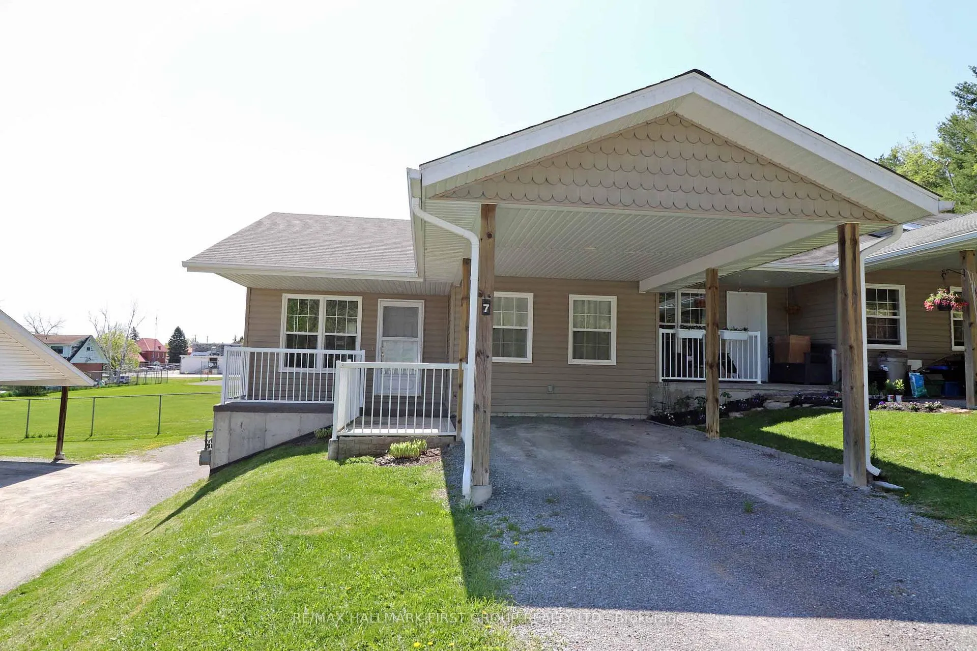 Photo 1 of Unit 7, 494 Metcalf Street N, Tweed, Tweed (Village) — HOMEH