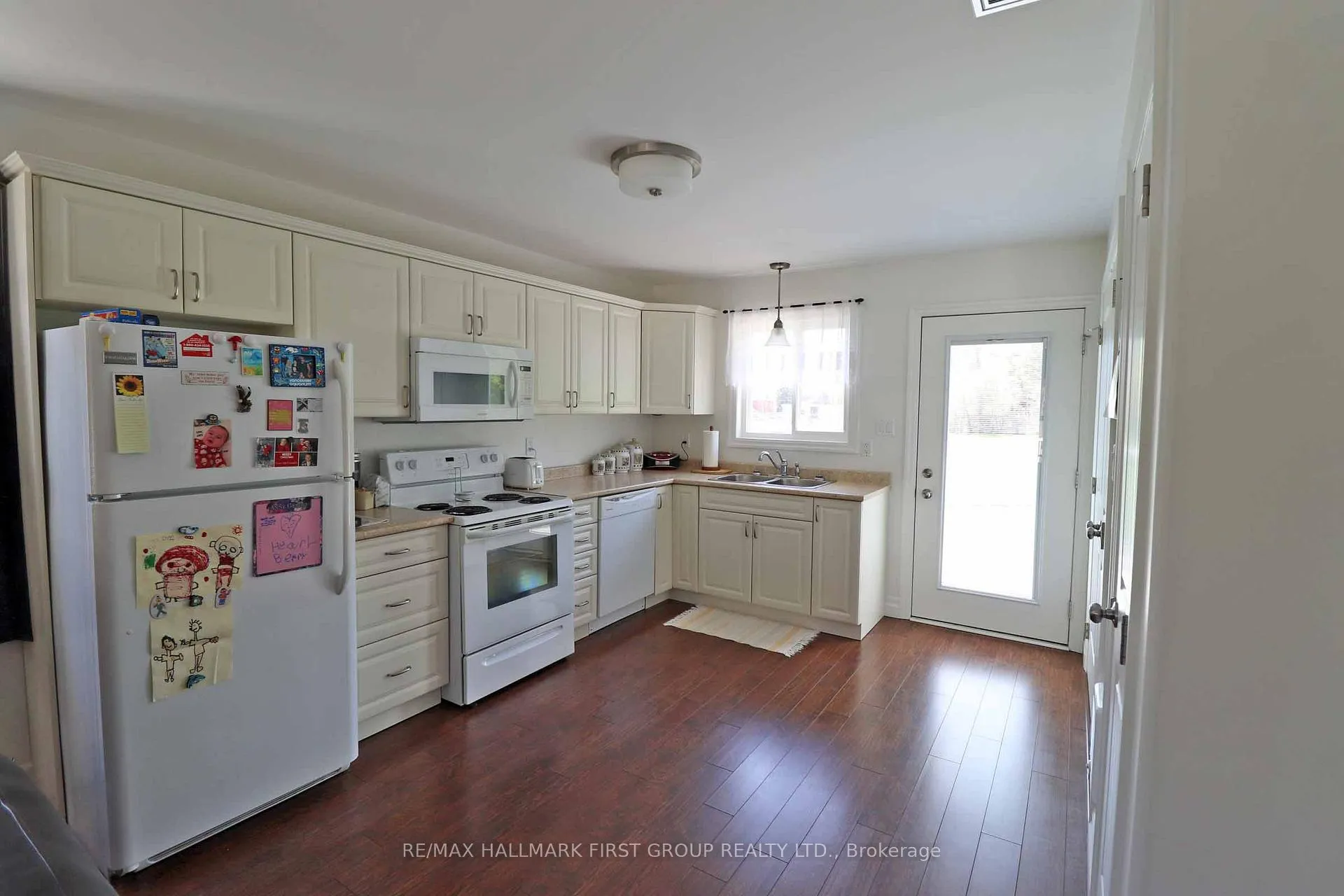 Photo 11 of Unit 7, 494 Metcalf Street N, Tweed, Tweed (Village) — HOMEH