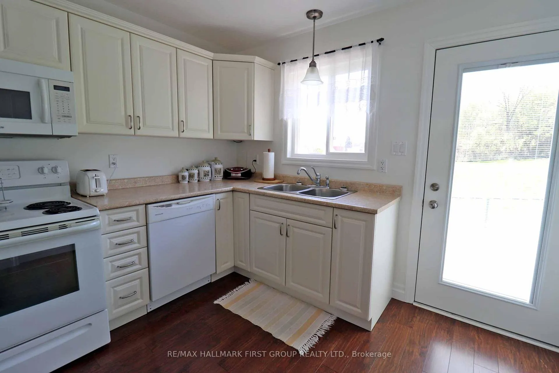 Photo 14 of Unit 7, 494 Metcalf Street N, Tweed, Tweed (Village) — HOMEH
