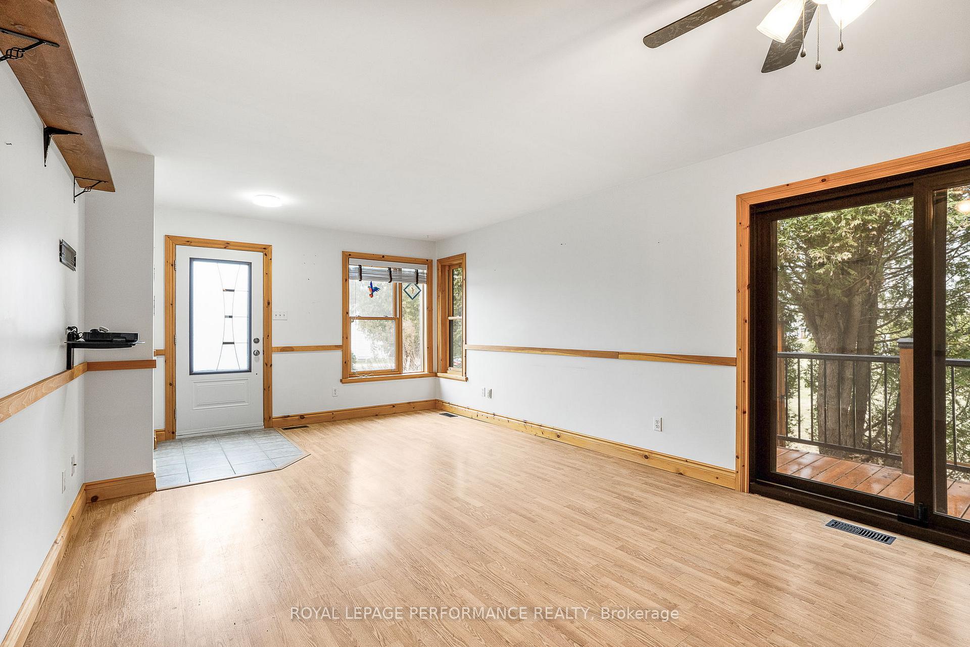 Photo 8 of 961 King Street, Champlain, L'Orignal — HOMEH