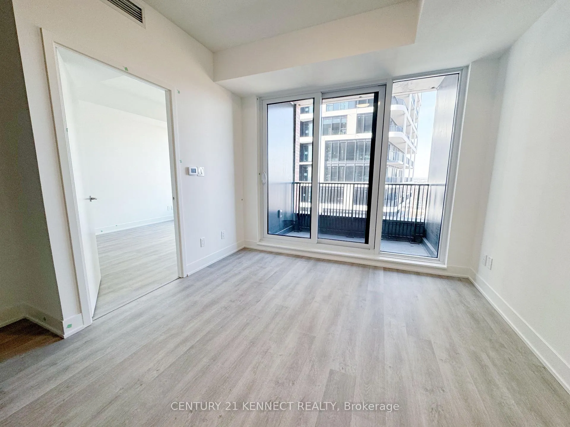 Photo 4 of Unit 2203, 38 Andre De Grasse Street, Markham, Unionville — HOMEH