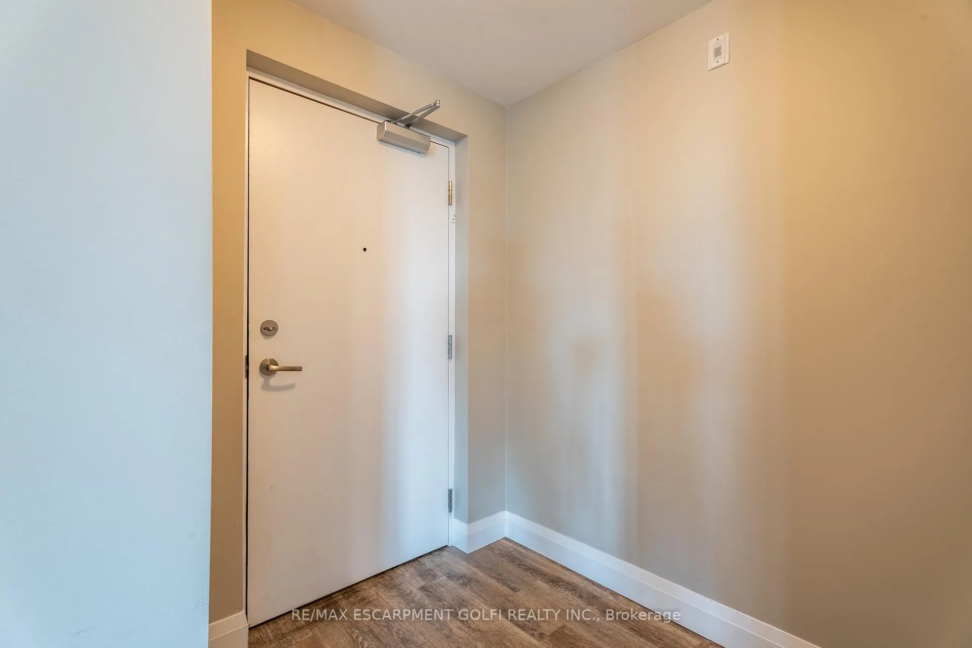 Photo 6 of Unit 329, 1 Redfern Avenue, Hamilton, Mountview — HOMEH