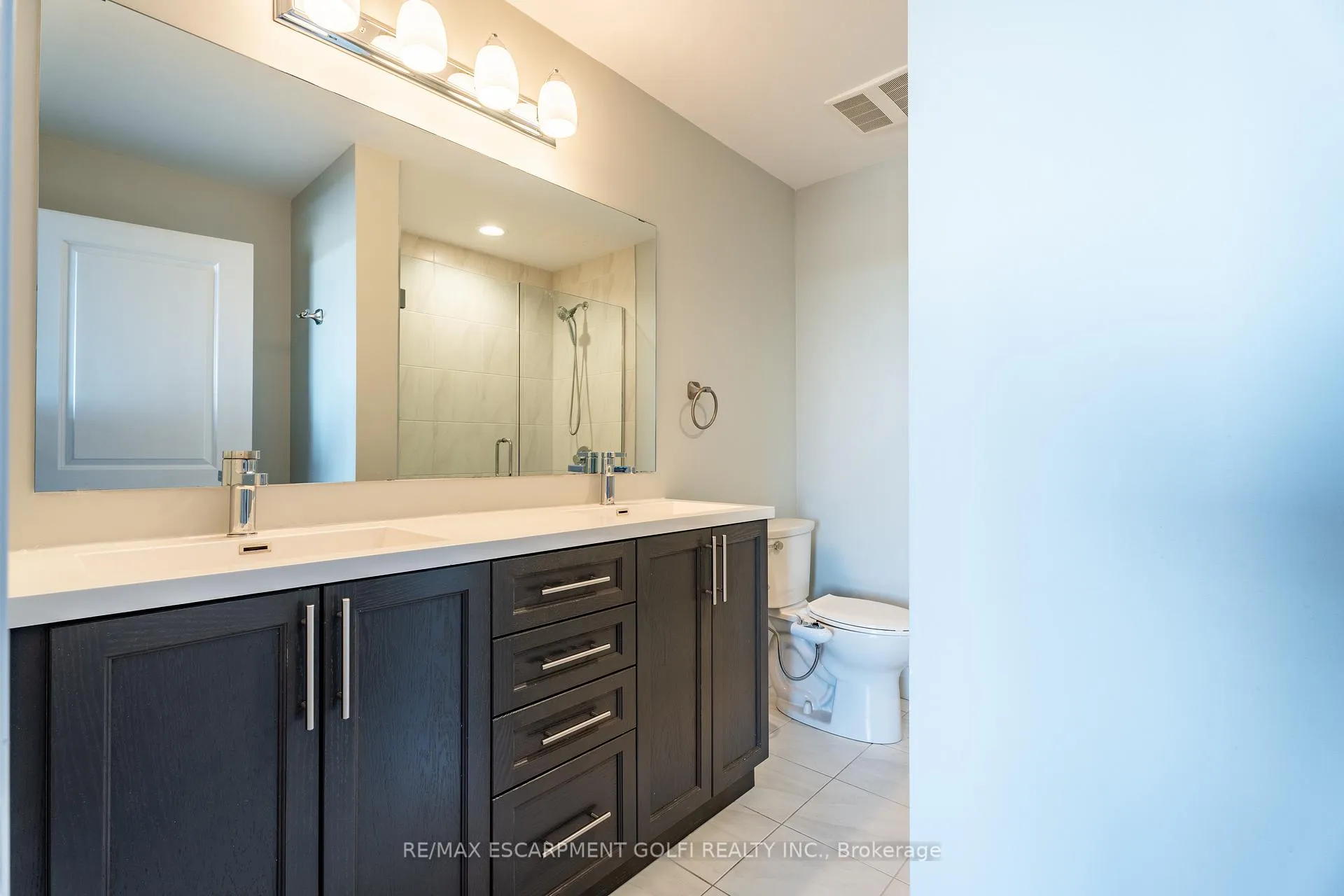 Photo 20 of Unit 329, 1 Redfern Avenue, Hamilton, Mountview — HOMEH