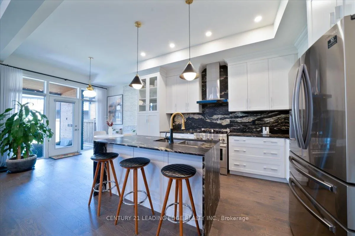 Photo 8 of 199 Purple Creek Road, Vaughan, Vellore Village — HOMEH