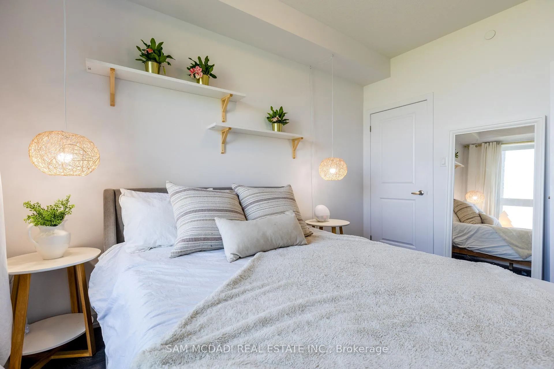 Photo 9 of Unit 207, 101 Shoreview Place, Hamilton, Stoney Creek — HOMEH