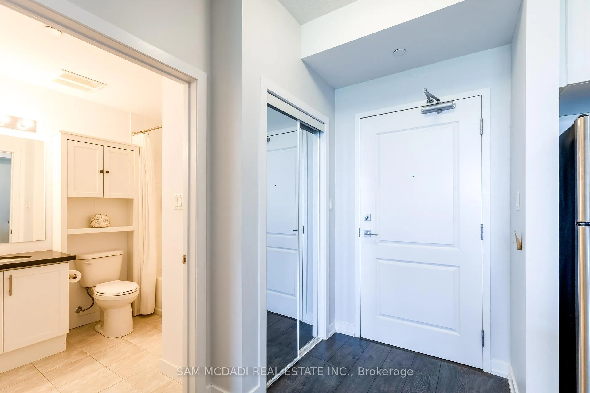 Photo 10 of Unit 207, 101 Shoreview Place, Hamilton, Stoney Creek — HOMEH