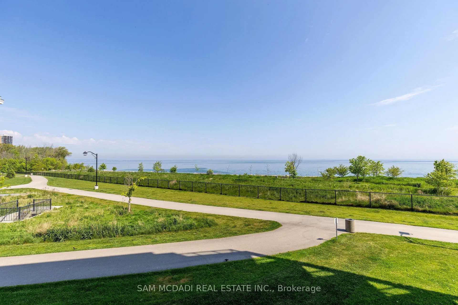 Photo 15 of Unit 207, 101 Shoreview Place, Hamilton, Stoney Creek — HOMEH