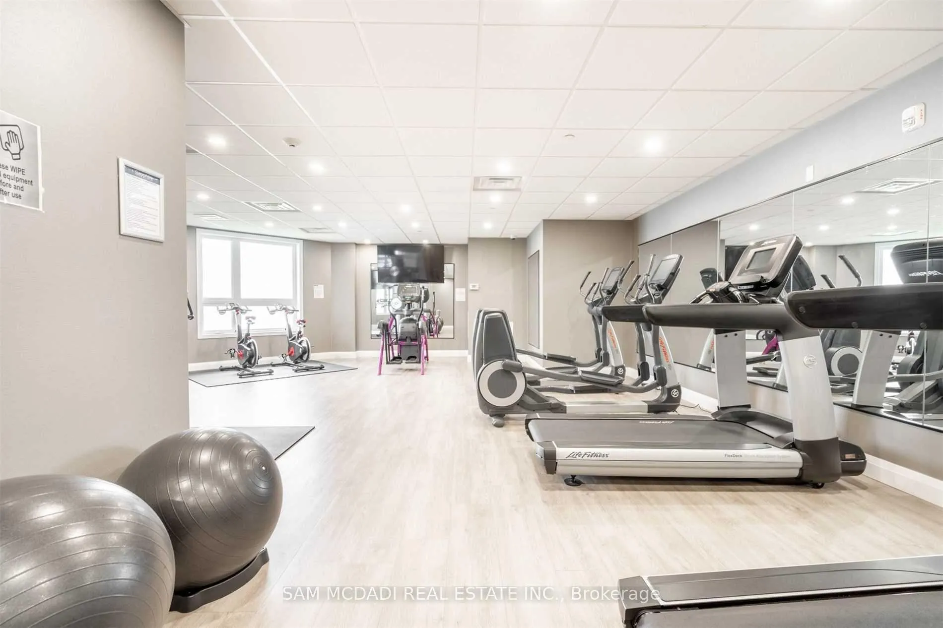 Photo 24 of Unit 207, 101 Shoreview Place, Hamilton, Stoney Creek — HOMEH