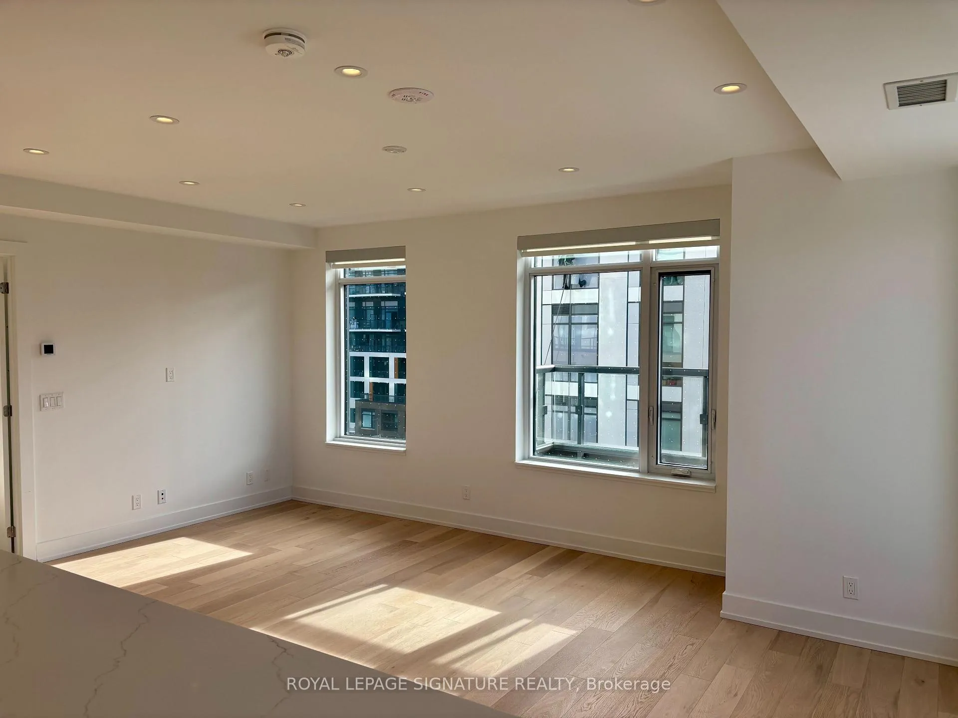 Photo 6 of Unit C512, 8 Beverley Glen Boulevard, Vaughan, Beverley Glen — HOMEH