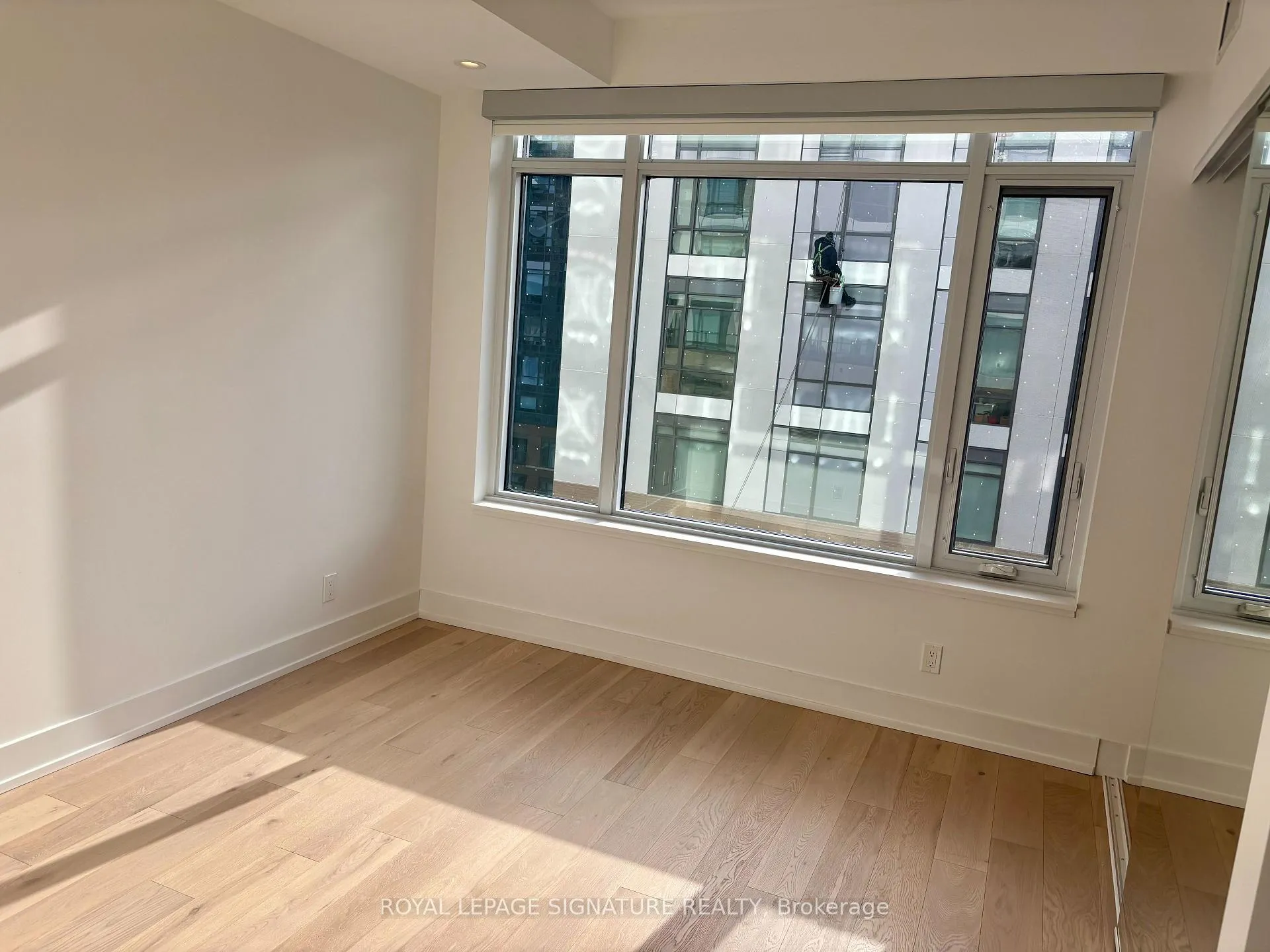 Photo 13 of Unit C512, 8 Beverley Glen Boulevard, Vaughan, Beverley Glen — HOMEH