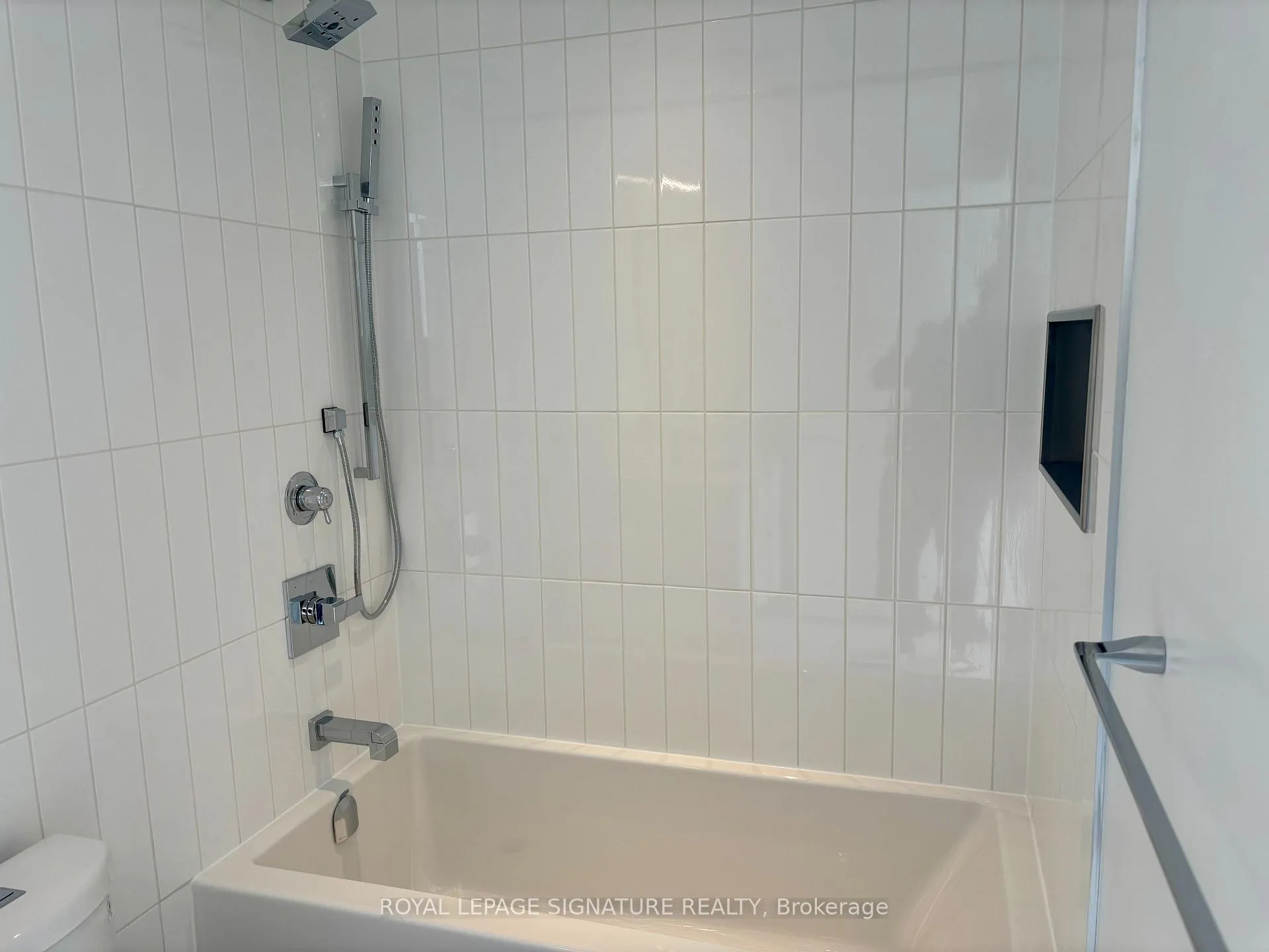 Photo 17 of Unit C512, 8 Beverley Glen Boulevard, Vaughan, Beverley Glen — HOMEH