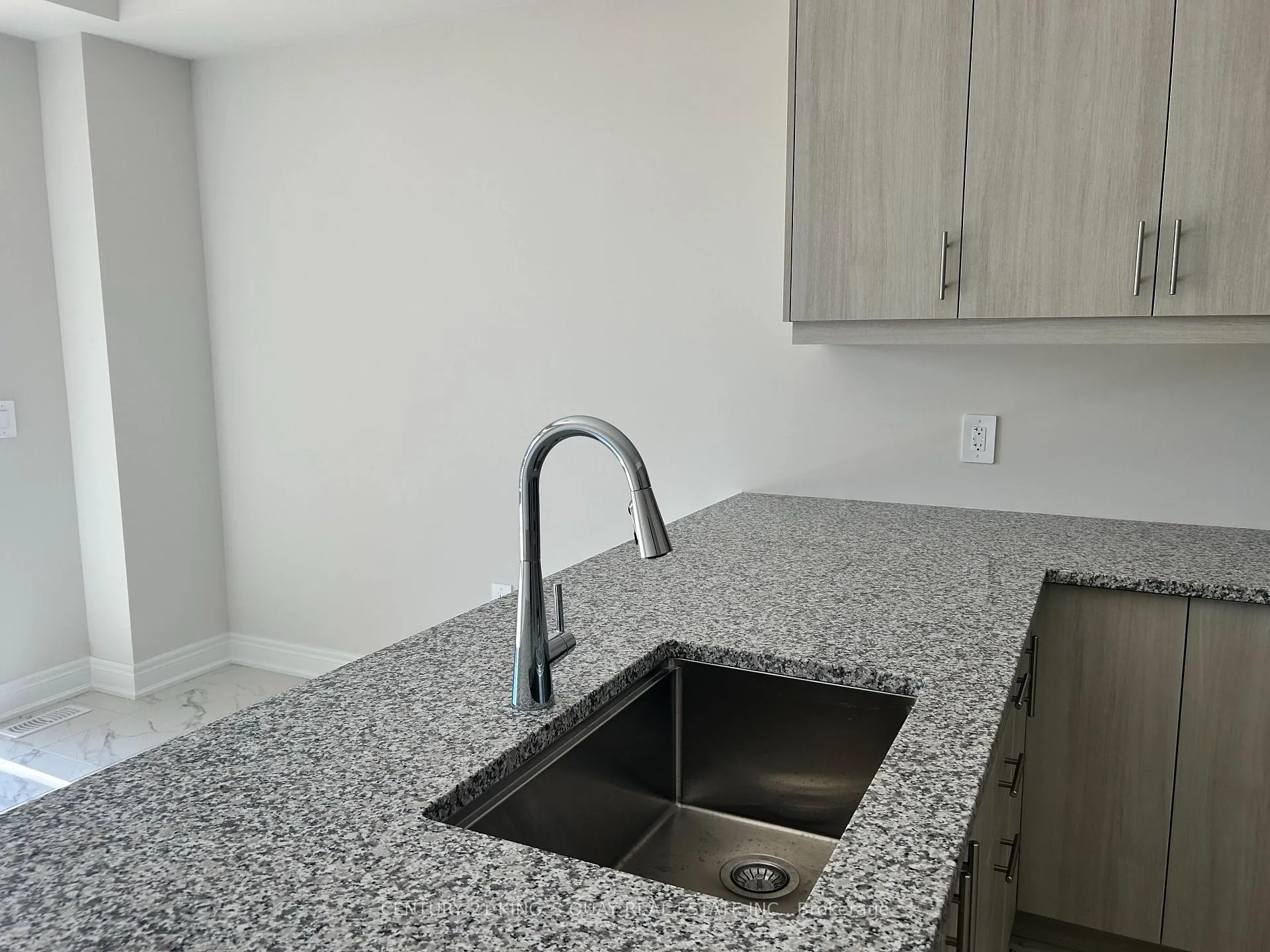 Photo 14 of 58 Selina Rose Street, Markham, Victoria Square — HOMEH
