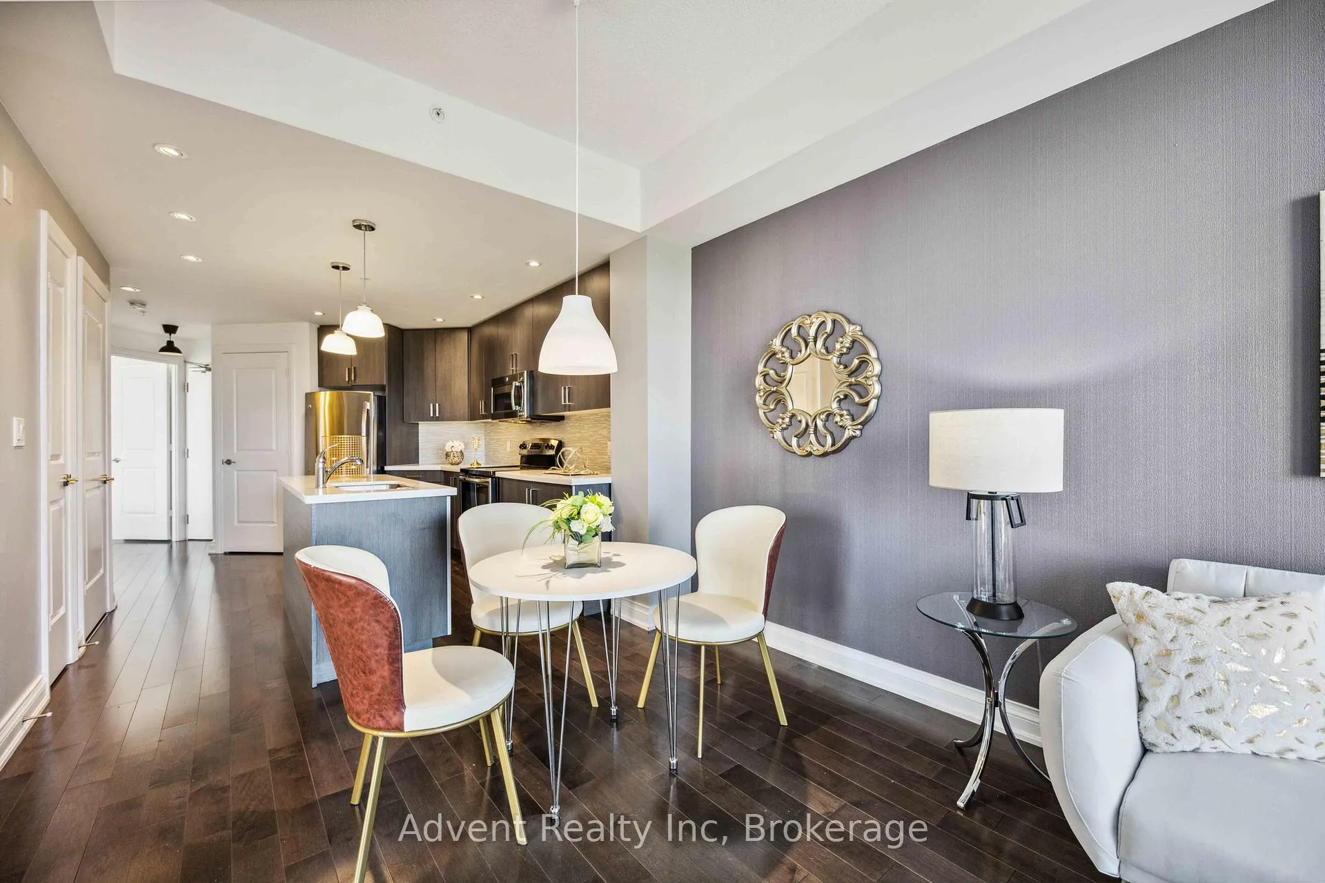 Photo 10 of Unit 401, 68 Main Street N, Markham, Markham Village — HOMEH