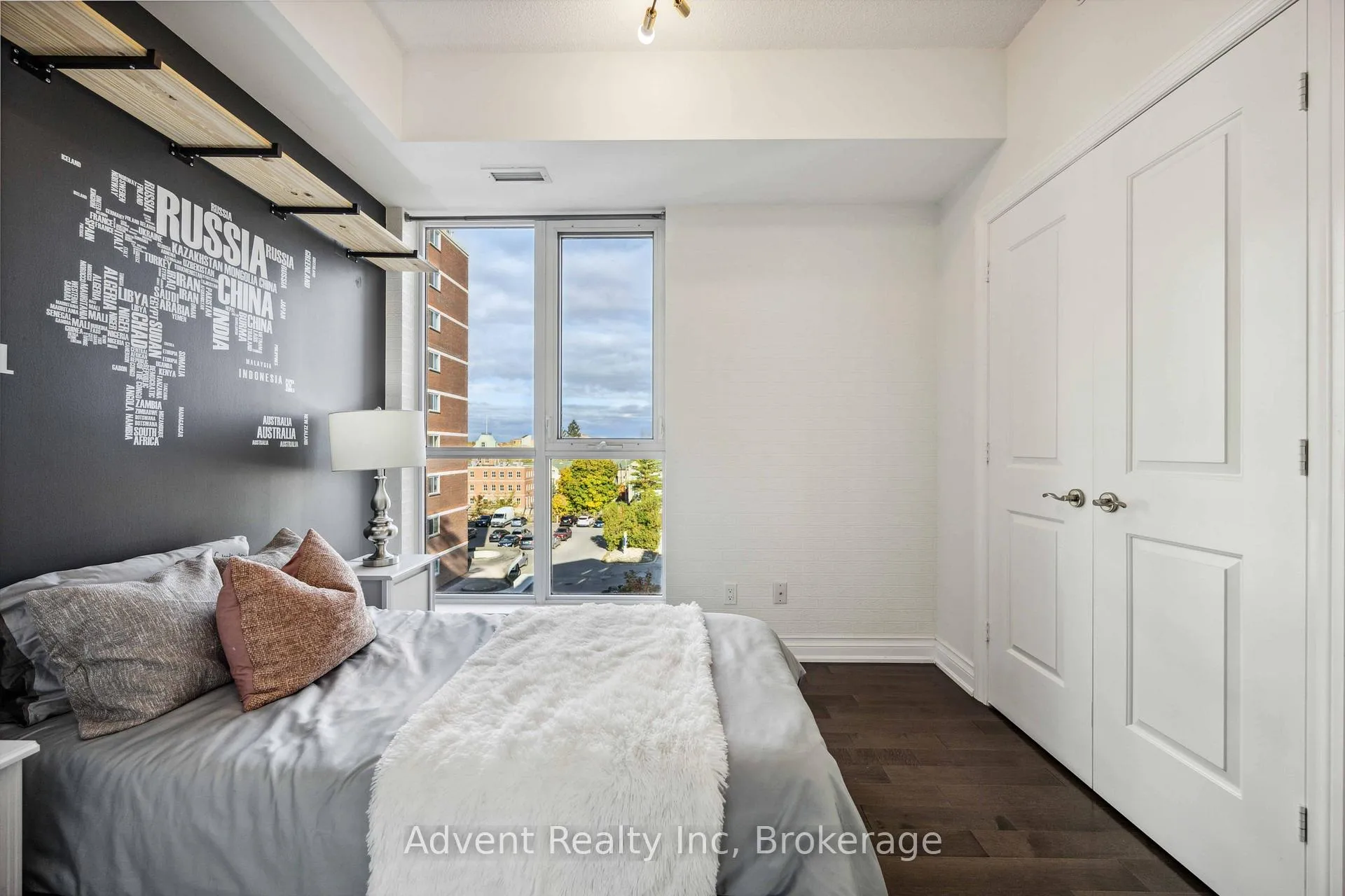 Photo 22 of Unit 401, 68 Main Street N, Markham, Markham Village — HOMEH