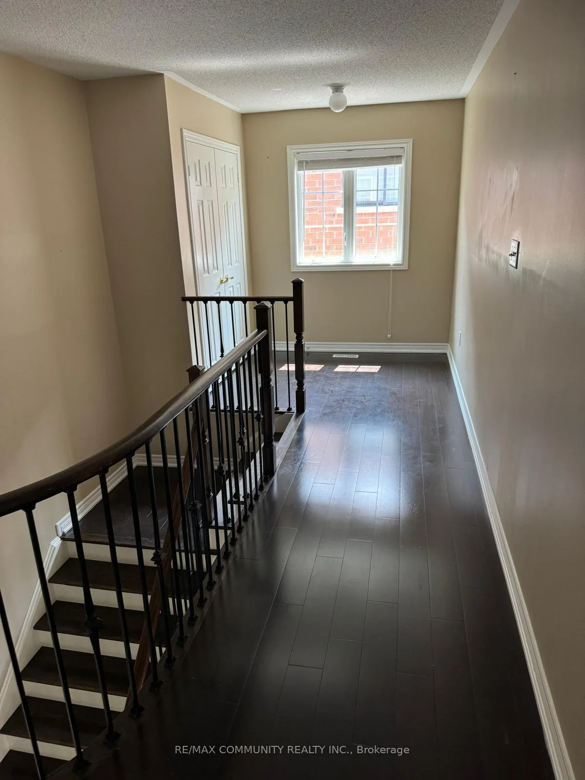 Photo 9 of Unit Main, 19 Lewis Honey Drive, Aurora, Bayview Northeast — HOMEH