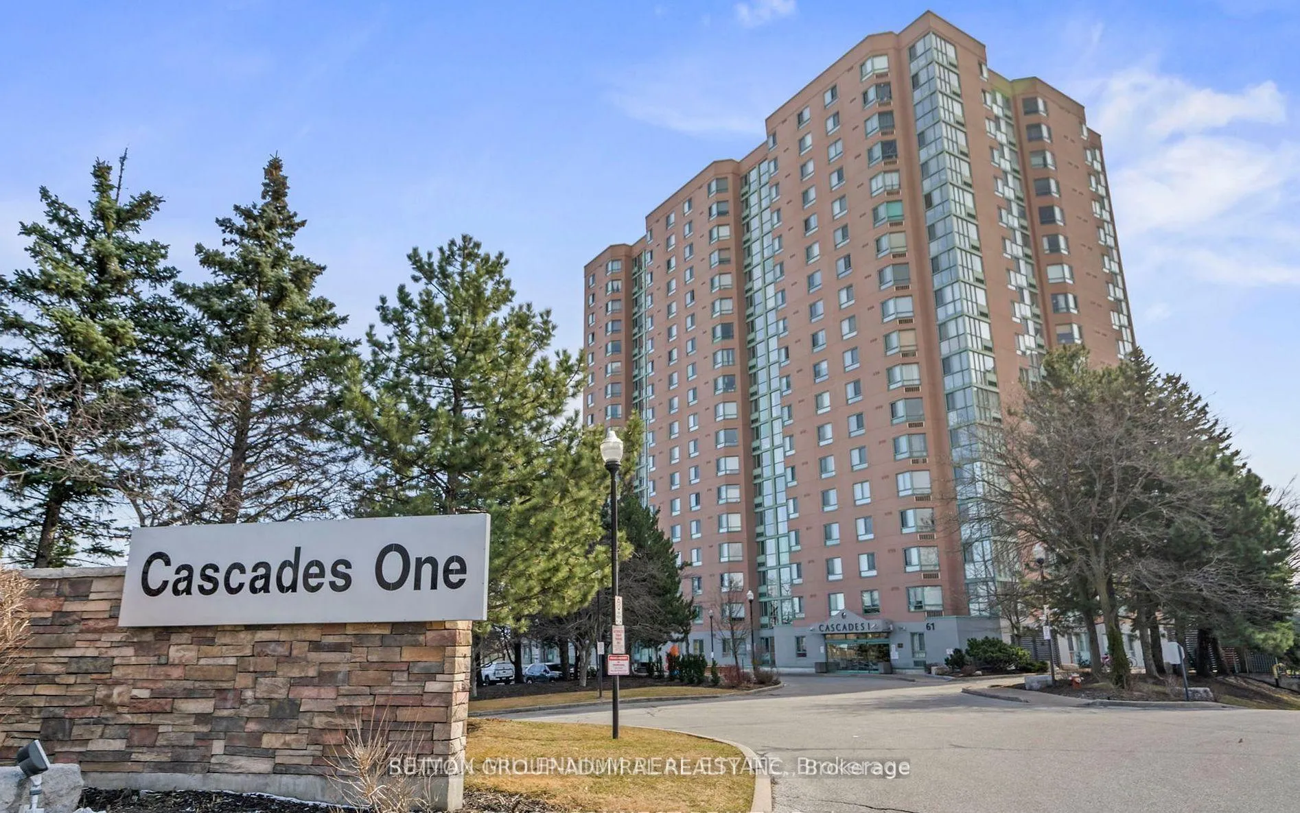 Front of Unit 1505, 61 Markbrook Lane