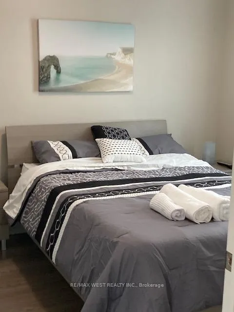 Photo 7 of Unit 601, 377 Madison Avenue, Toronto, Casa Loma — HOMEH