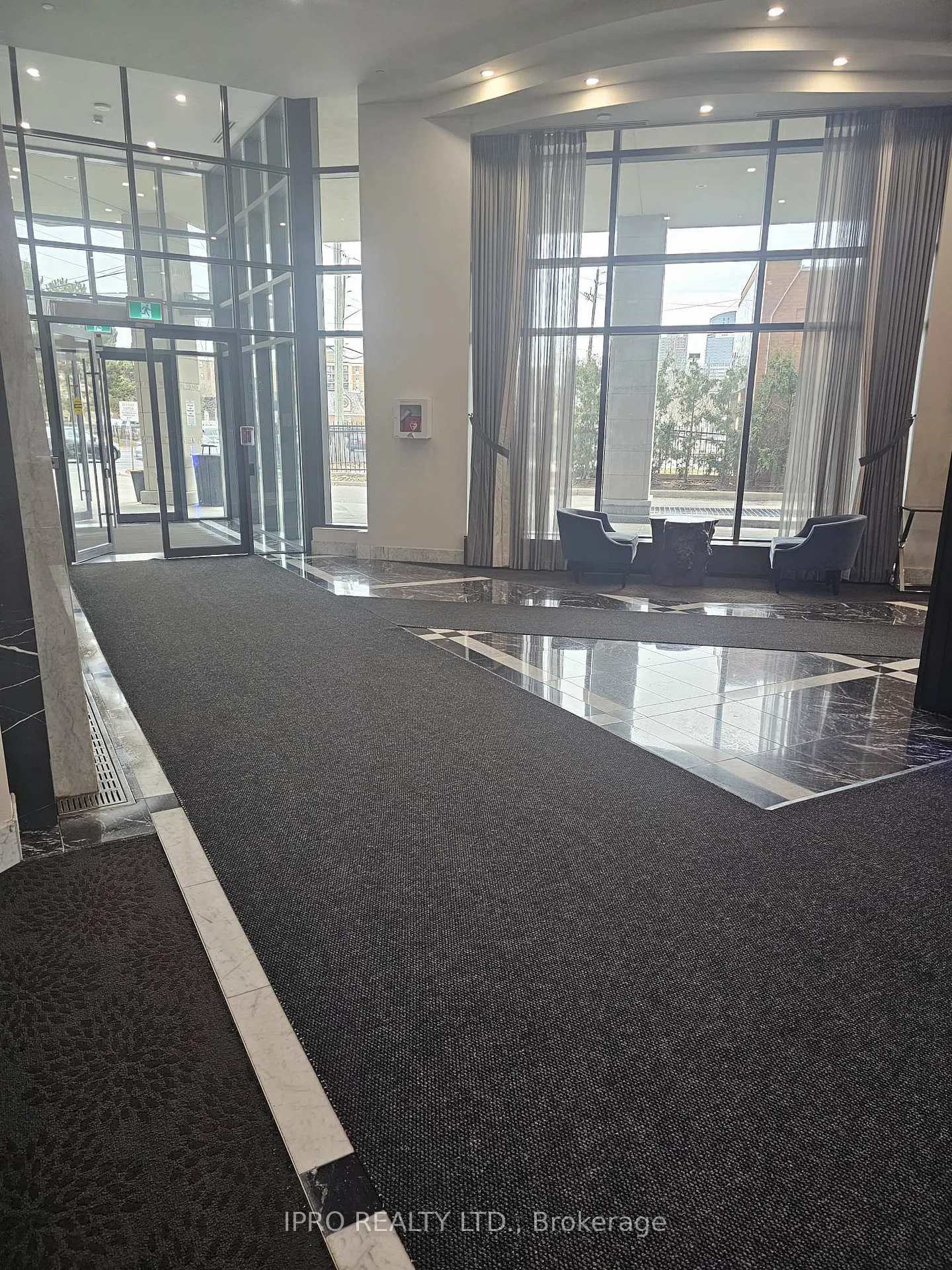 Photo 3 of Unit 535, 7608 Yonge St Street, Vaughan, Crestwood-Springfarm-Yorkhill — HOMEH