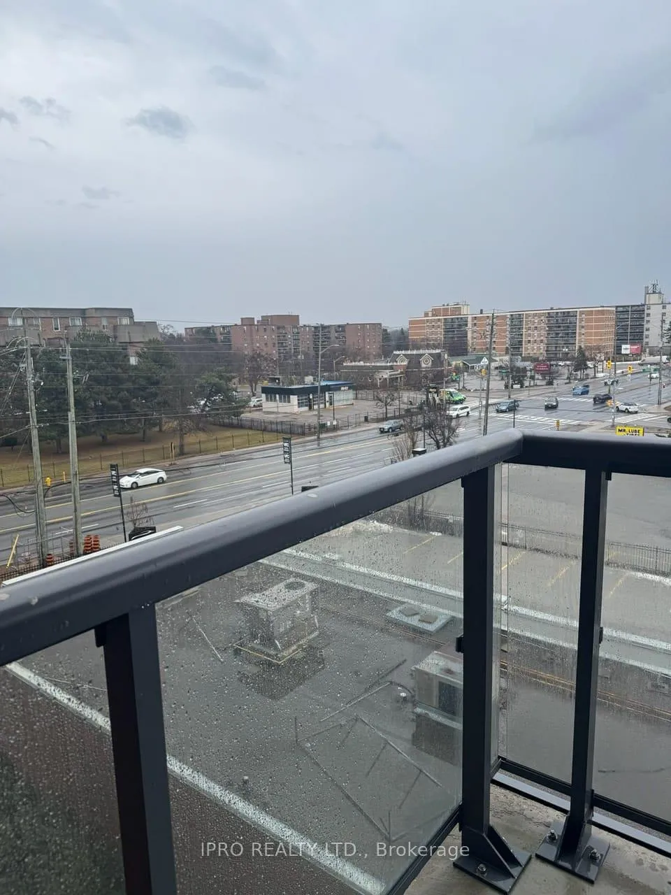 Photo 8 of Unit 535, 7608 Yonge St Street, Vaughan, Crestwood-Springfarm-Yorkhill — HOMEH