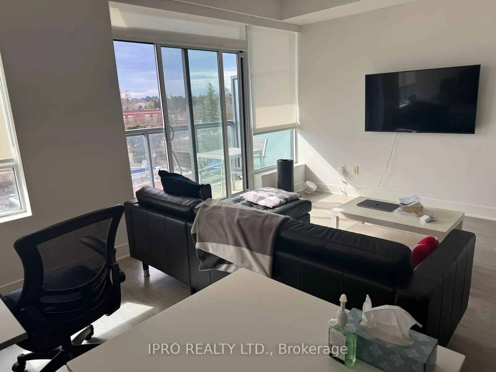 Photo 12 of Unit 535, 7608 Yonge St Street, Vaughan, Crestwood-Springfarm-Yorkhill — HOMEH