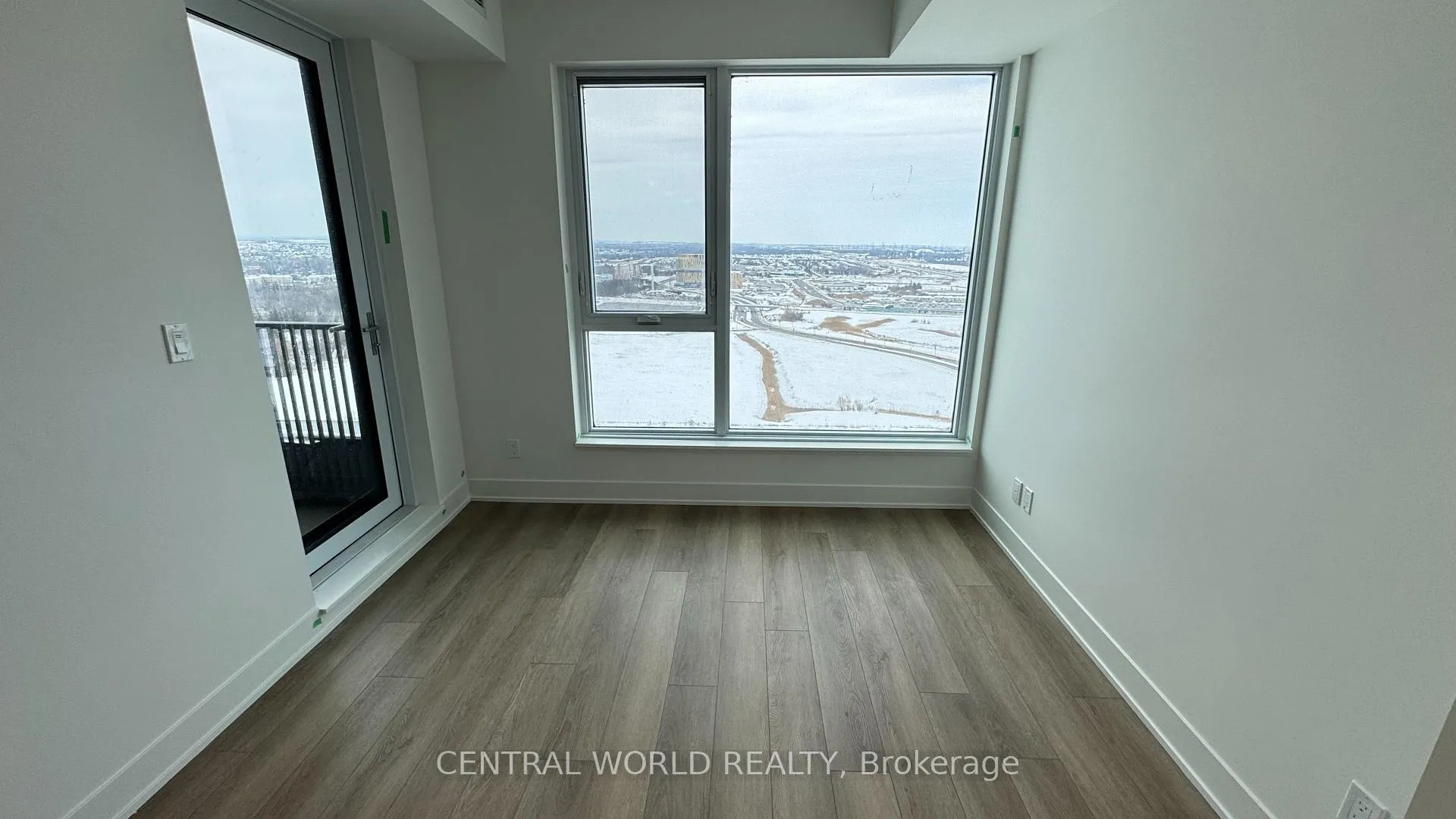 Photo 5 of Unit 2305, 38 Andre de Grasse Street, Markham, Unionville — HOMEH
