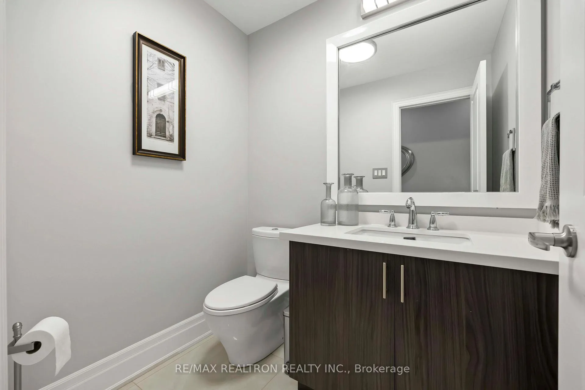 Photo 8 of 582 Marc Santi Boulevard, Vaughan, Patterson — HOMEH