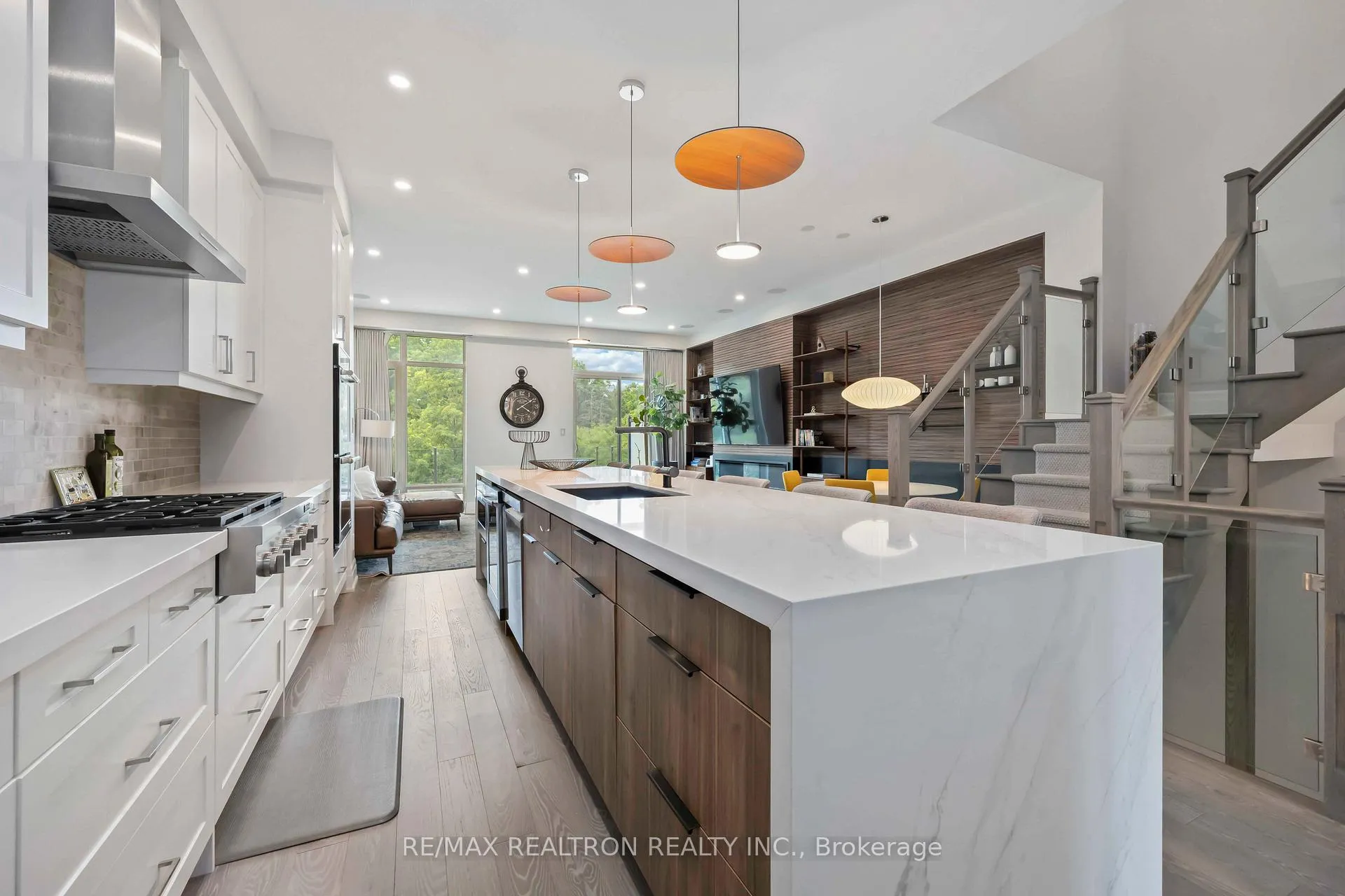 Photo 13 of 582 Marc Santi Boulevard, Vaughan, Patterson — HOMEH