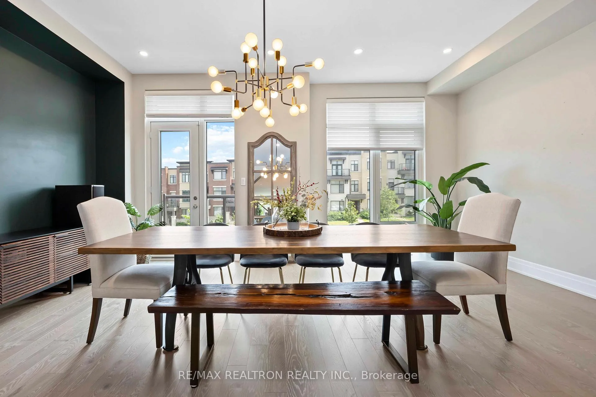 Photo 23 of 582 Marc Santi Boulevard, Vaughan, Patterson — HOMEH