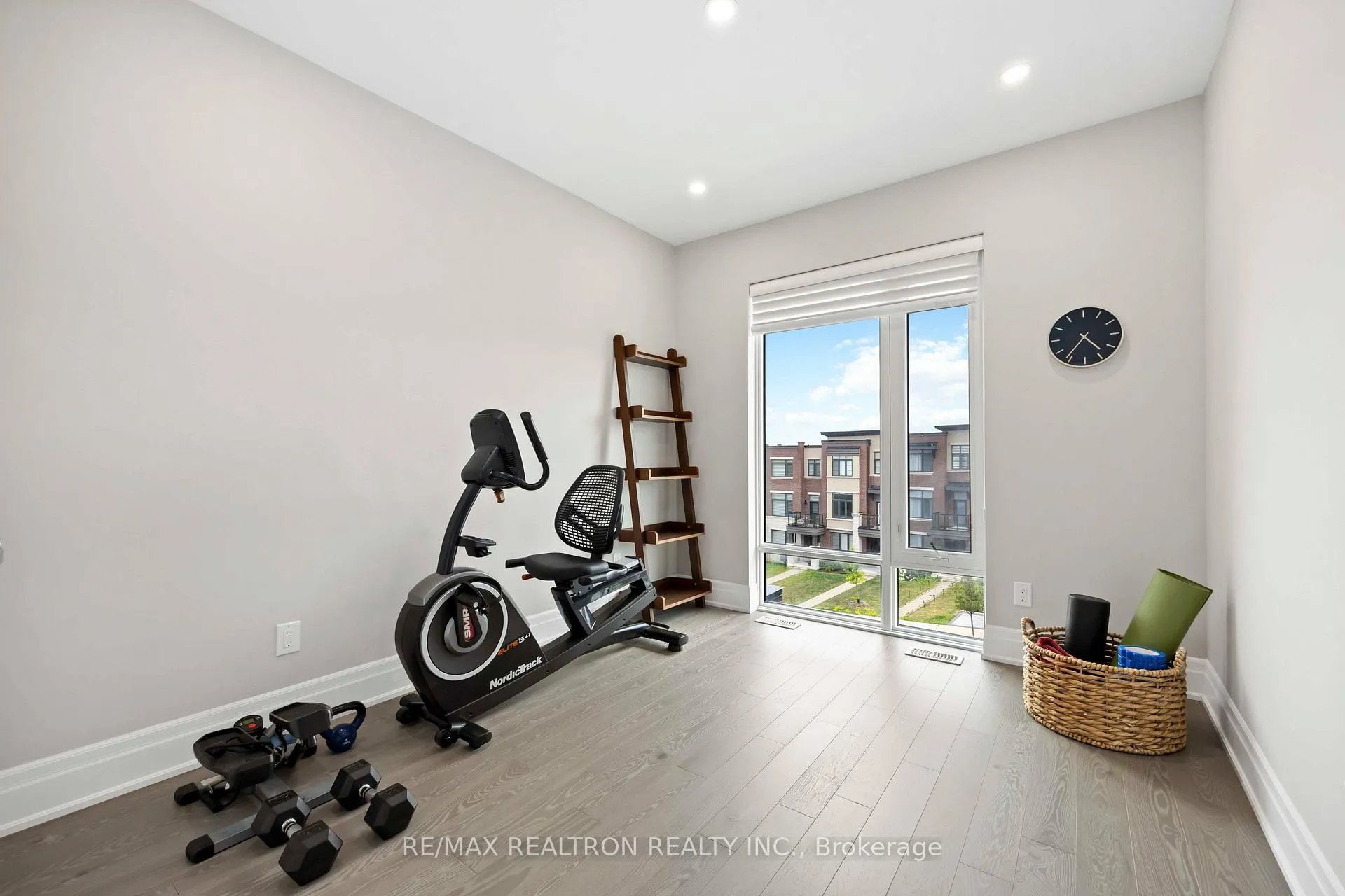 Photo 35 of 582 Marc Santi Boulevard, Vaughan, Patterson — HOMEH