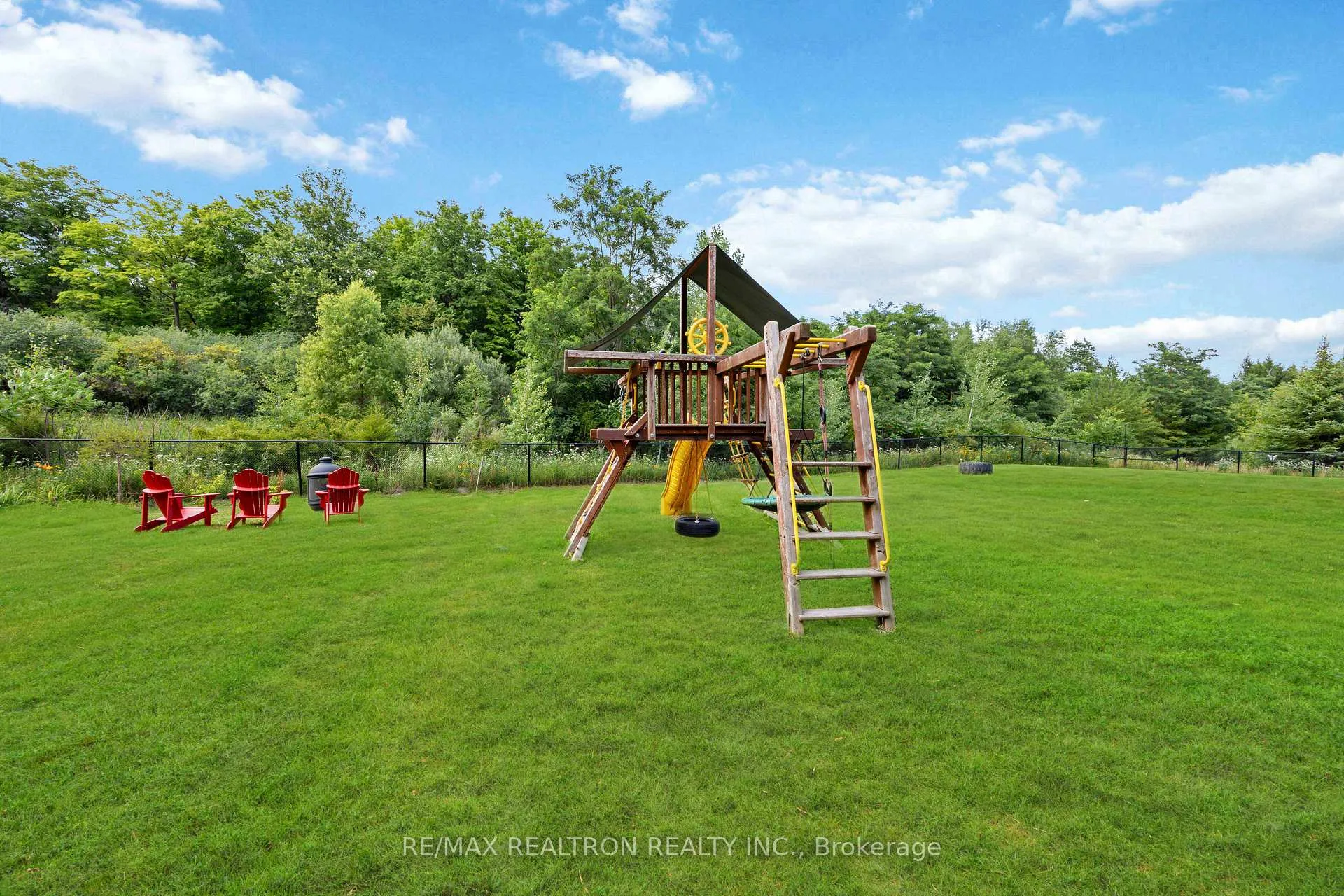 Photo 48 of 582 Marc Santi Boulevard, Vaughan, Patterson — HOMEH