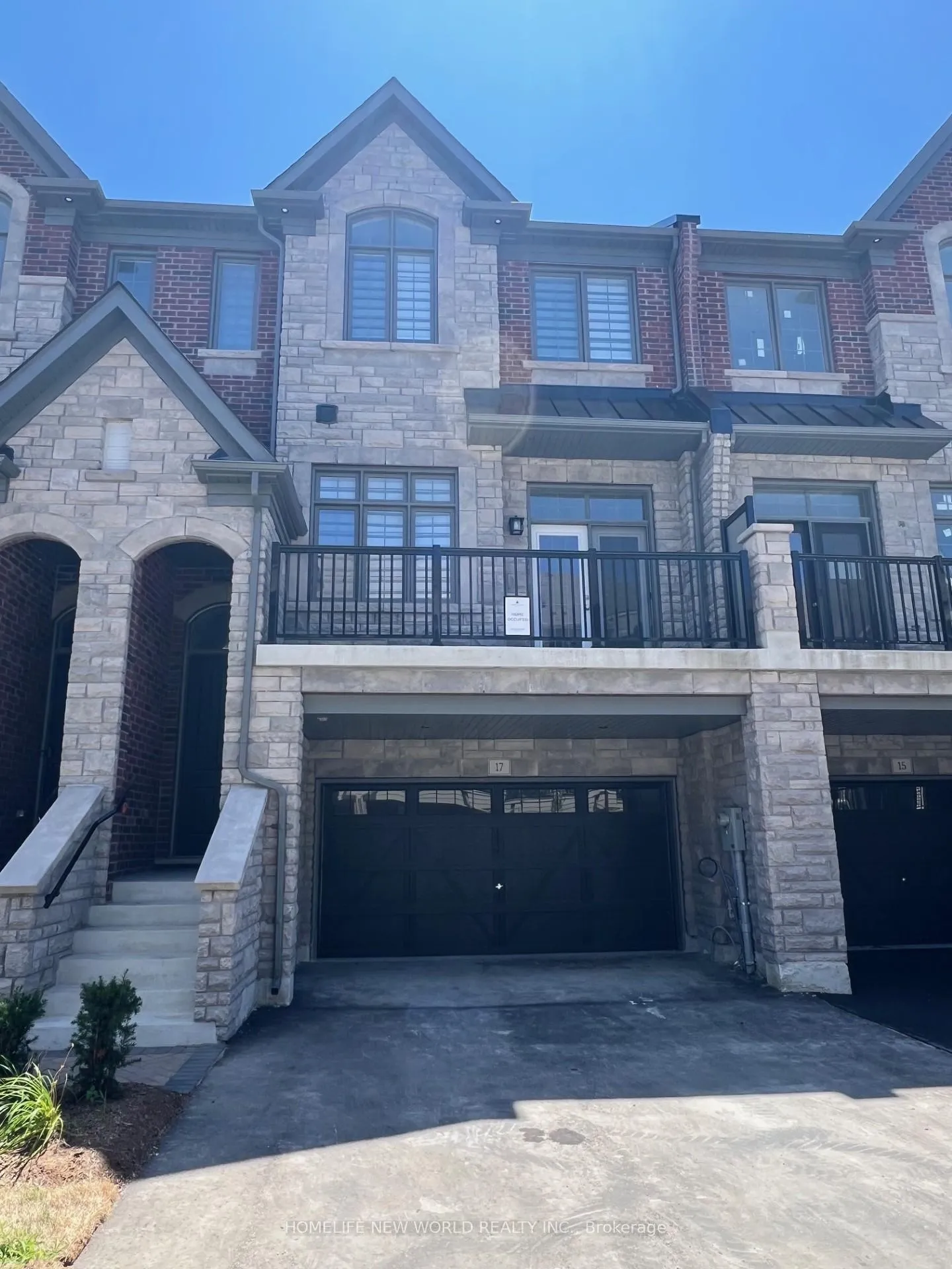 Photo 4 of 17 Elm Green Lane, Markham, Angus Glen — HOMEH