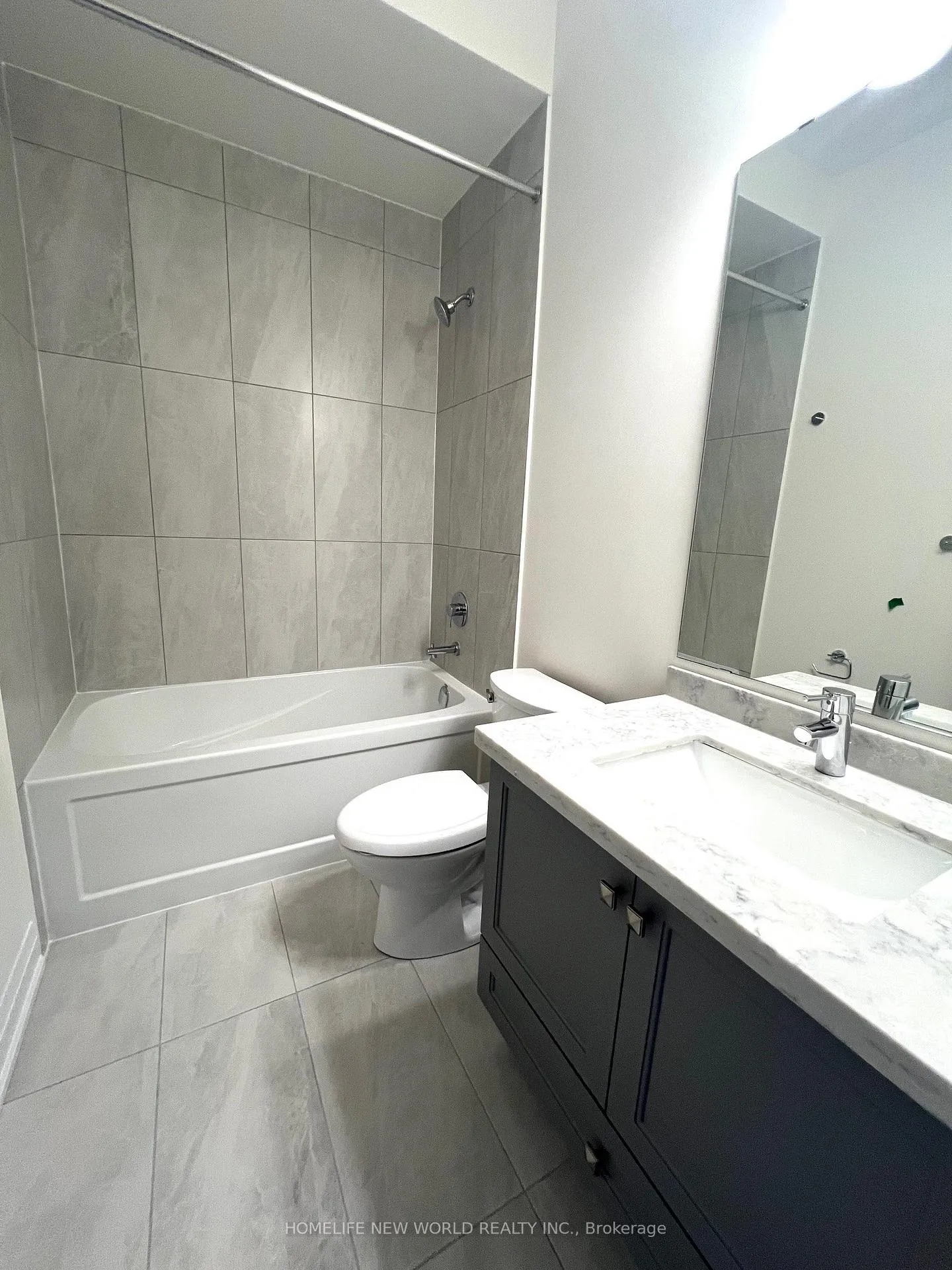 Photo 18 of 17 Elm Green Lane, Markham, Angus Glen — HOMEH