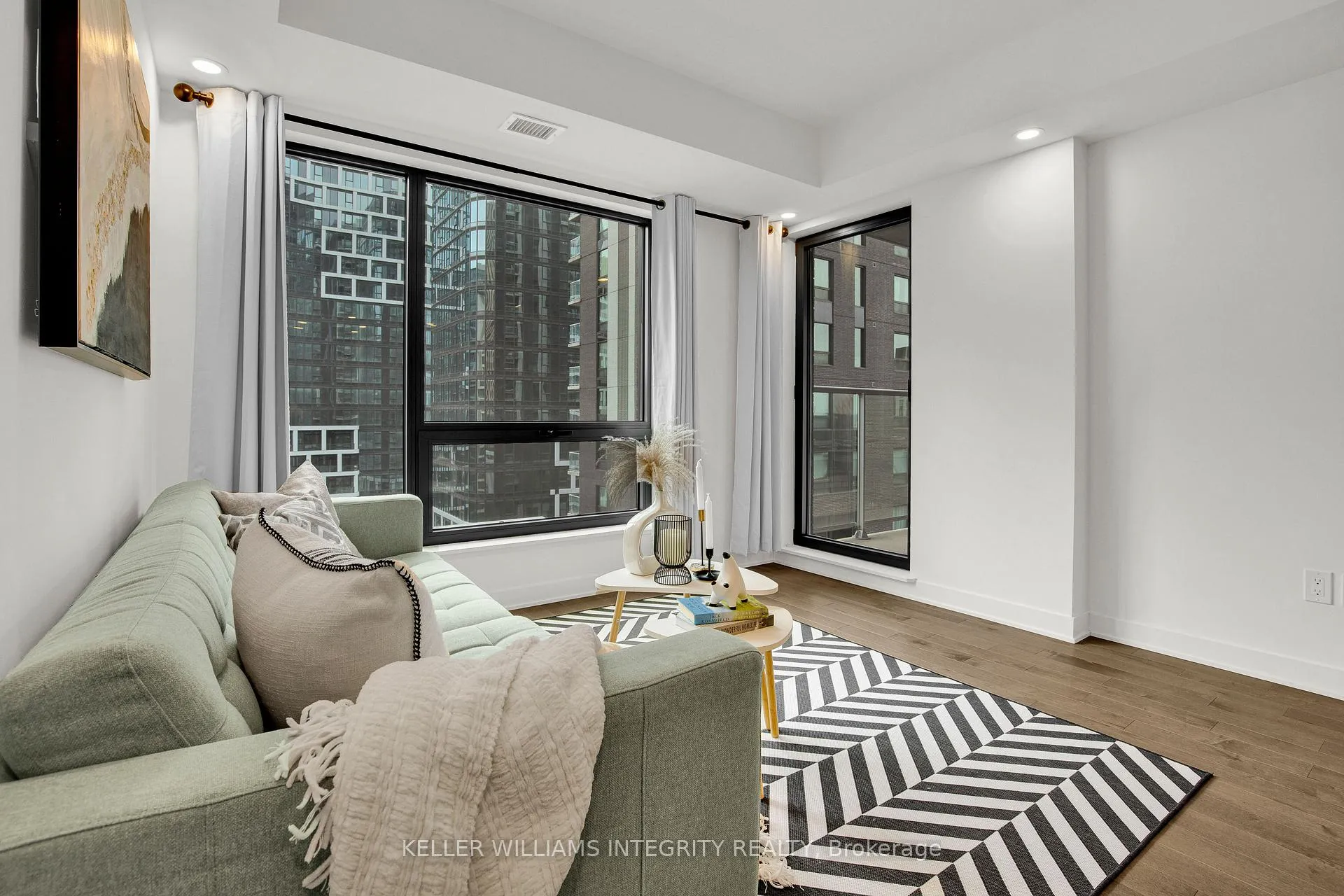Photo 15 of Unit 1409, 340 Queen Street, Ottawa, Ottawa Centre — HOMEH