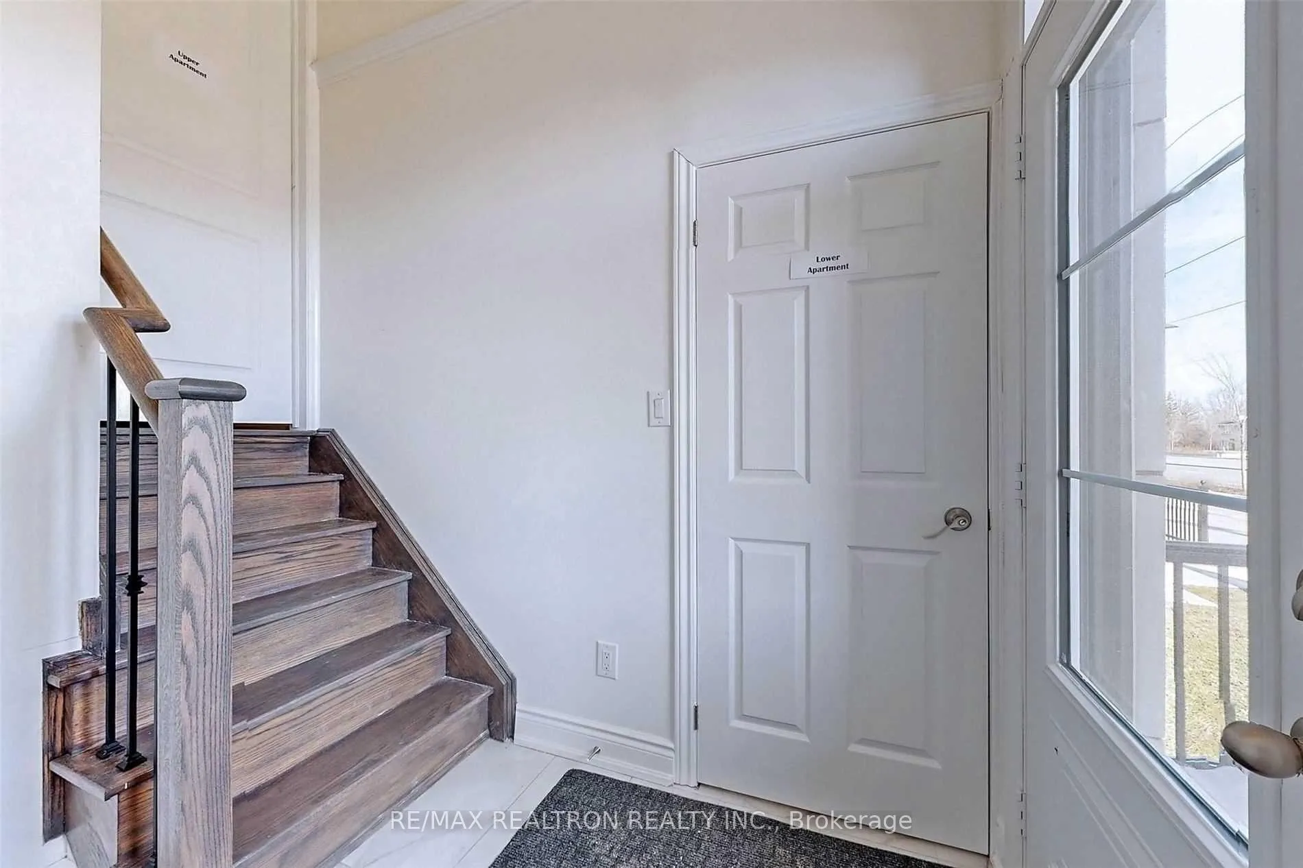 Photo 5 of Unit Upper Unit, 4126 Hwy 7 E, Markham, Unionville — HOMEH