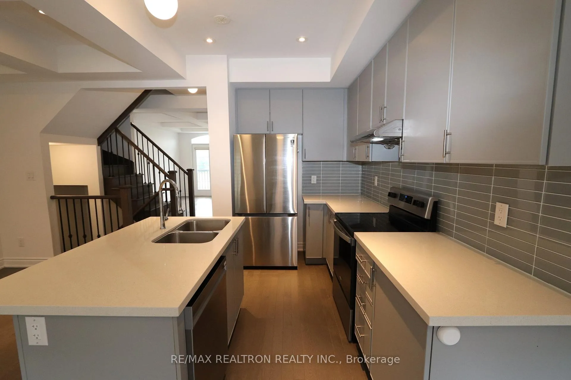 Photo 13 of Unit Upper Unit, 4126 Hwy 7 E, Markham, Unionville — HOMEH
