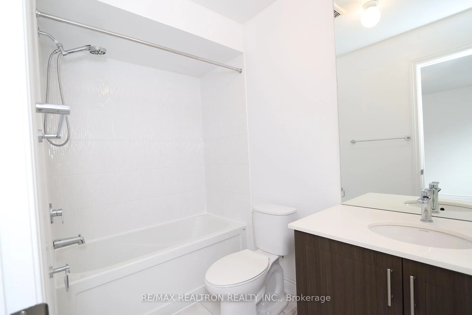 Photo 25 of Unit Upper Unit, 4126 Hwy 7 E, Markham, Unionville — HOMEH