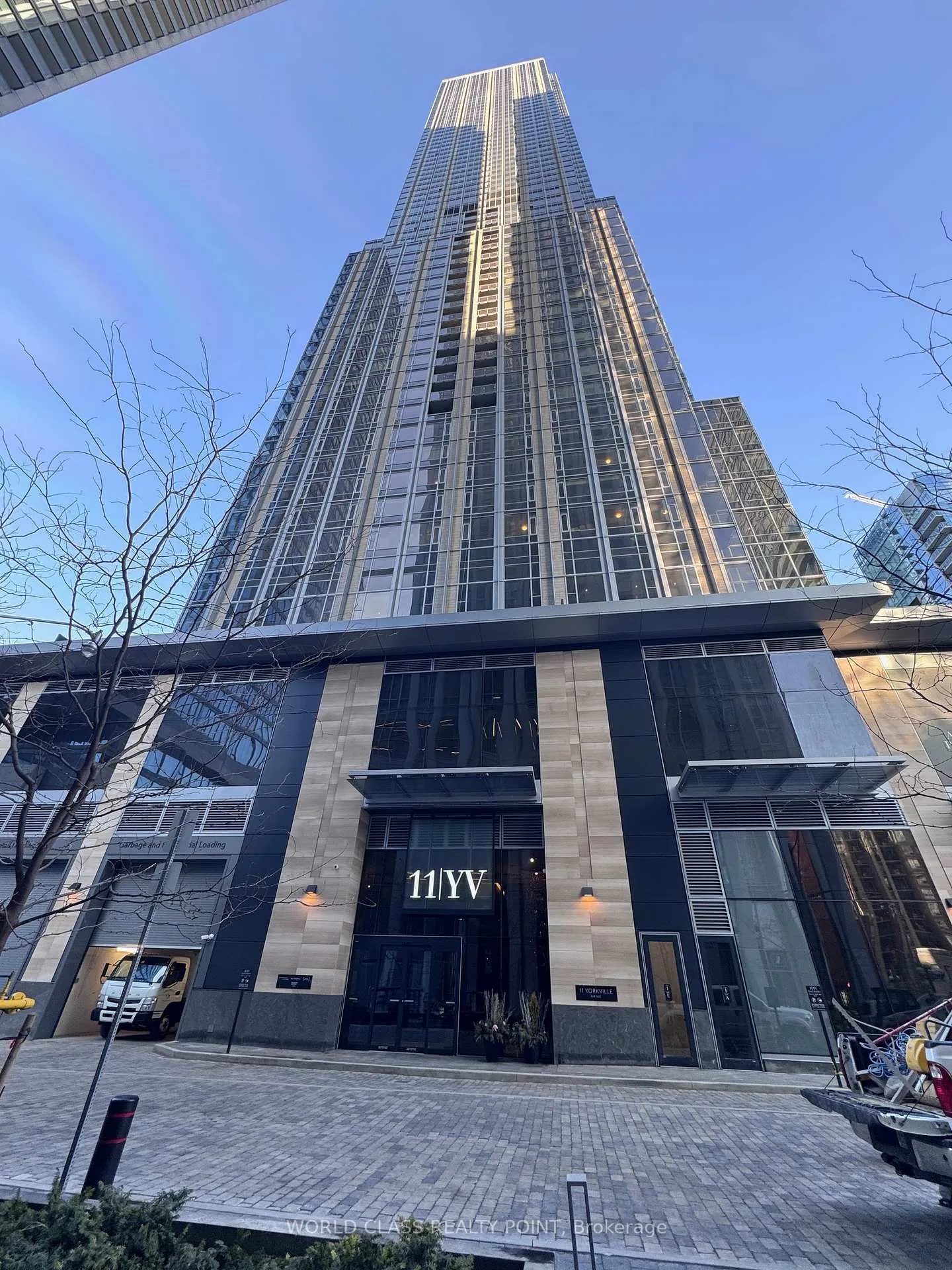 Front of Unit 2802, 11 Yorkville Avenue