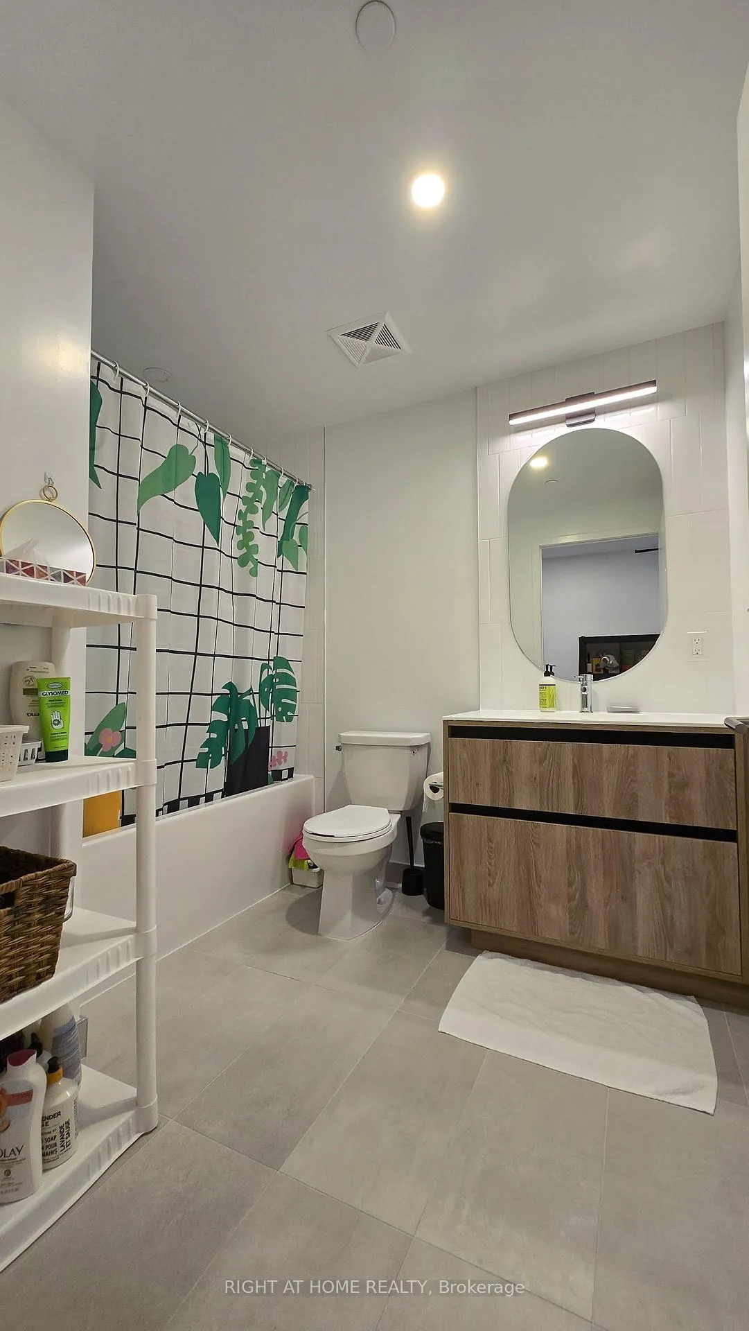 Photo 13 of Unit 1008, 7950 Bathurst Street, Vaughan, Beverley Glen — HOMEH