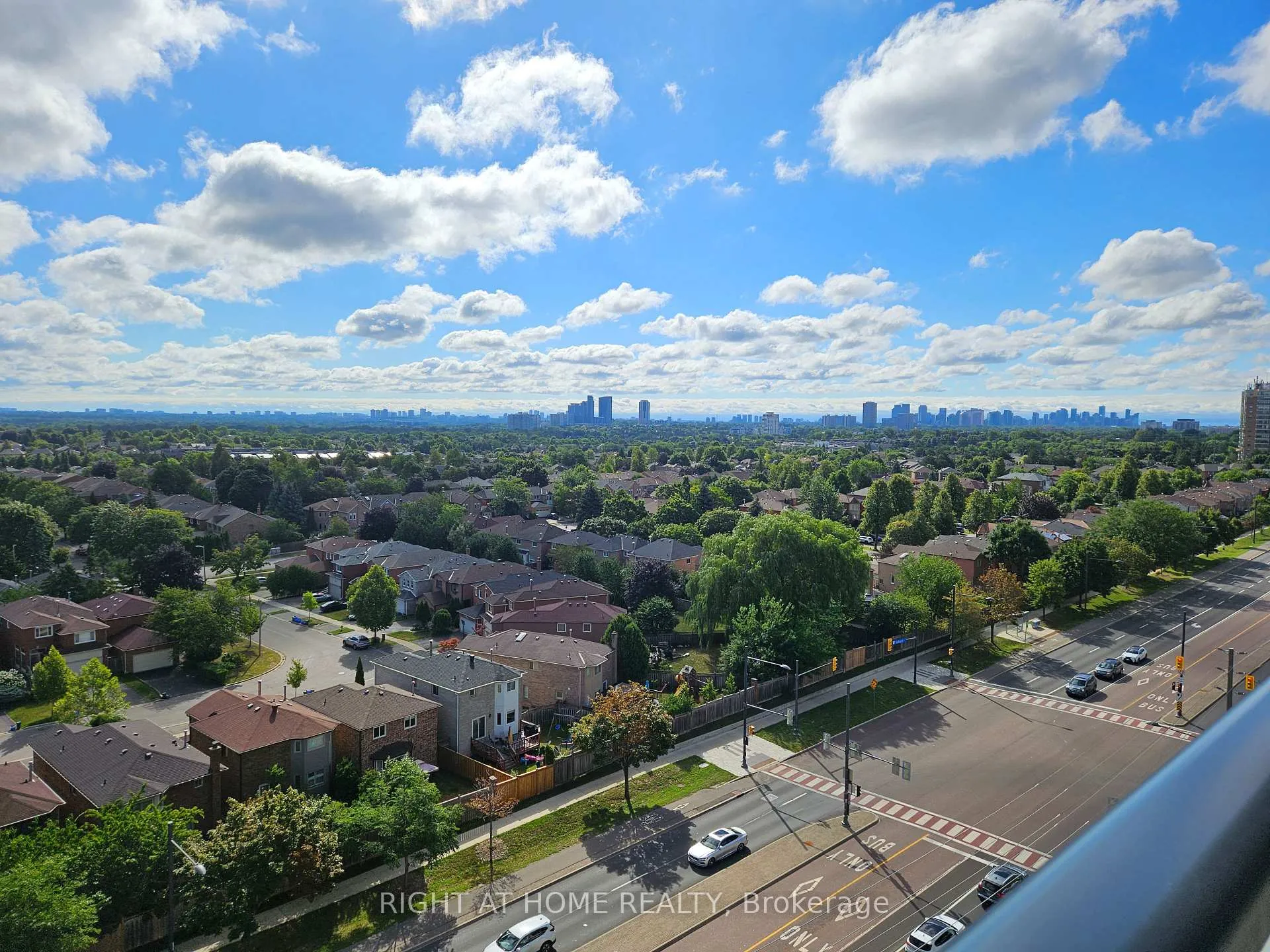 Photo 17 of Unit 1008, 7950 Bathurst Street, Vaughan, Beverley Glen — HOMEH