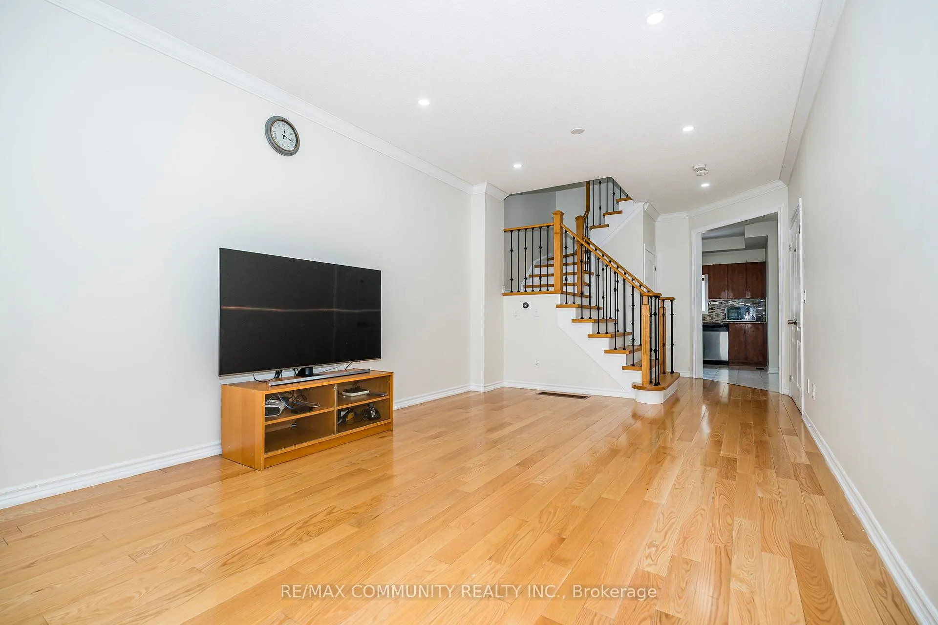 Photo 6 of 6 Moore's Court, Markham, Box Grove — HOMEH