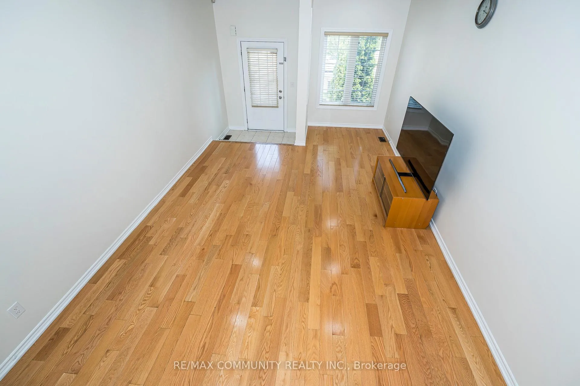 Photo 9 of 6 Moore's Court, Markham, Box Grove — HOMEH