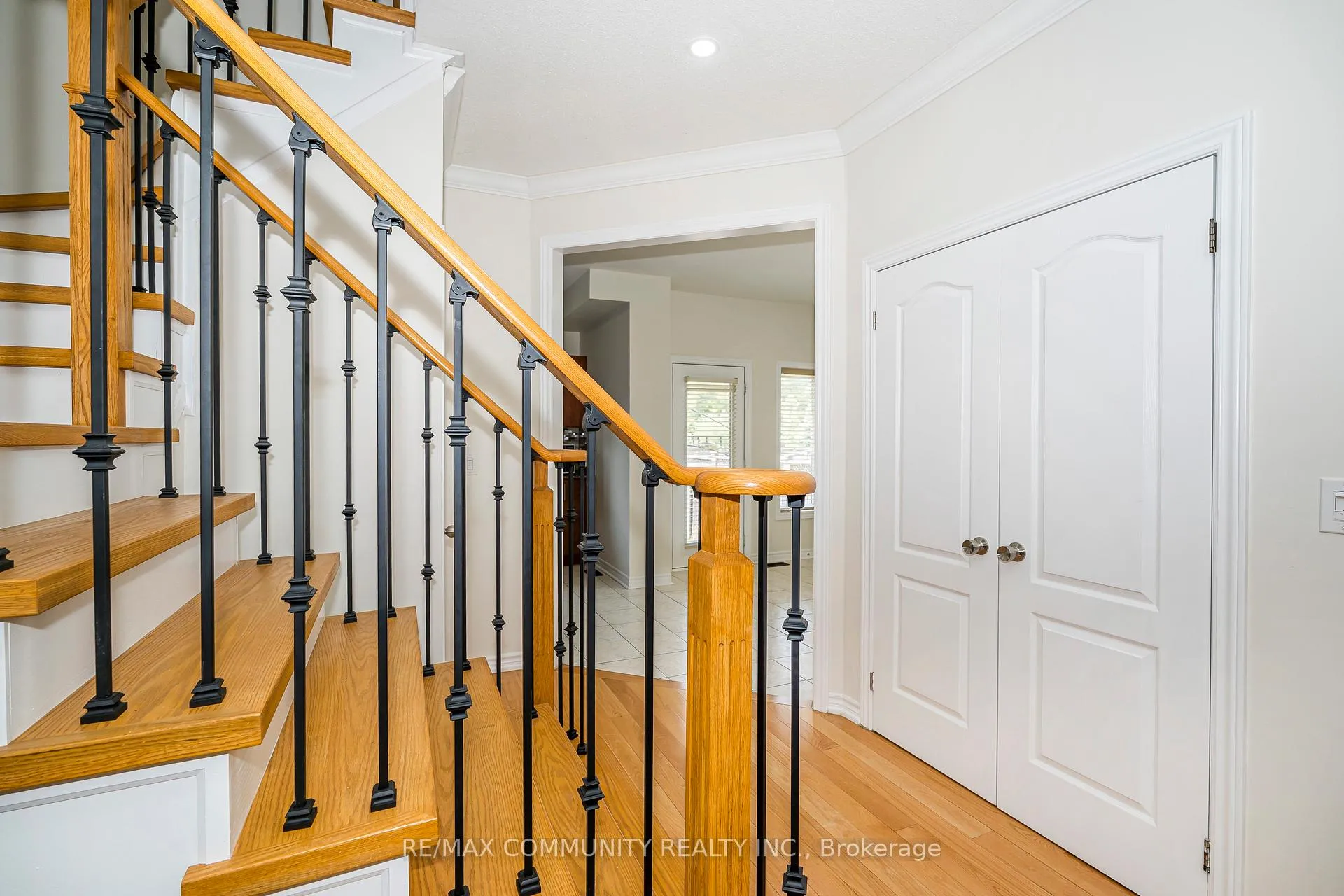Photo 12 of 6 Moore's Court, Markham, Box Grove — HOMEH